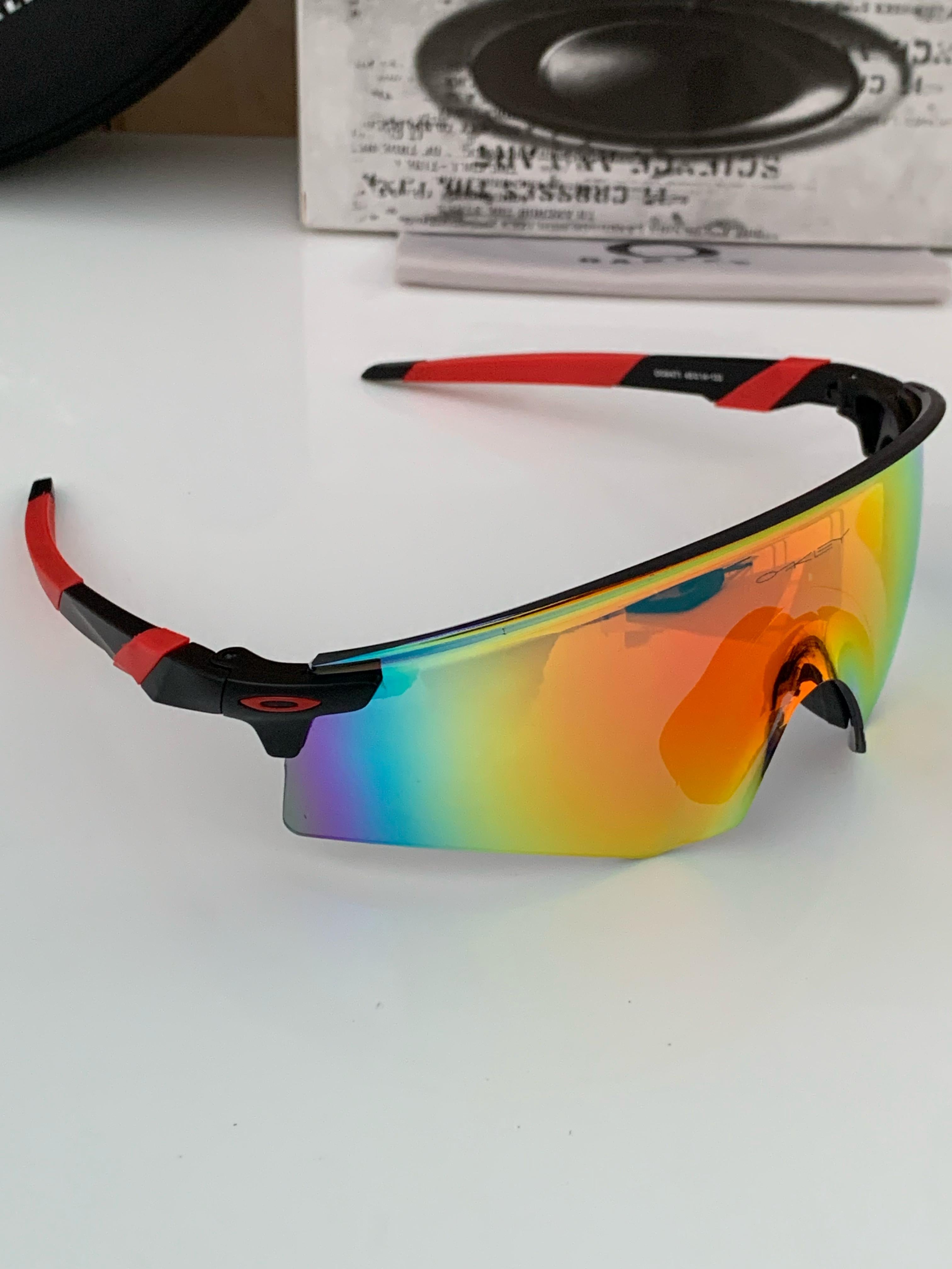 Oak_ley 9471 black red