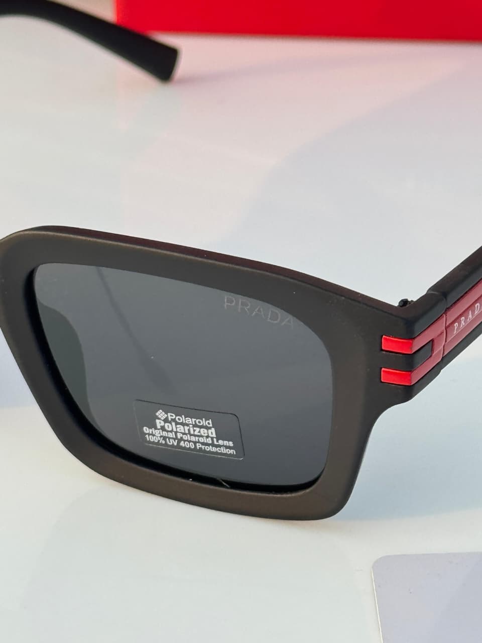 Pra_da 5110 black