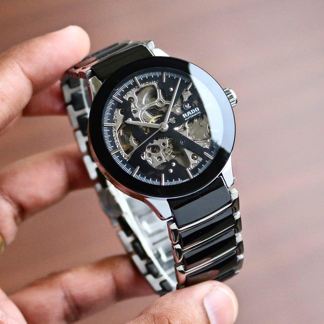 luxury Black Silver watch 8210