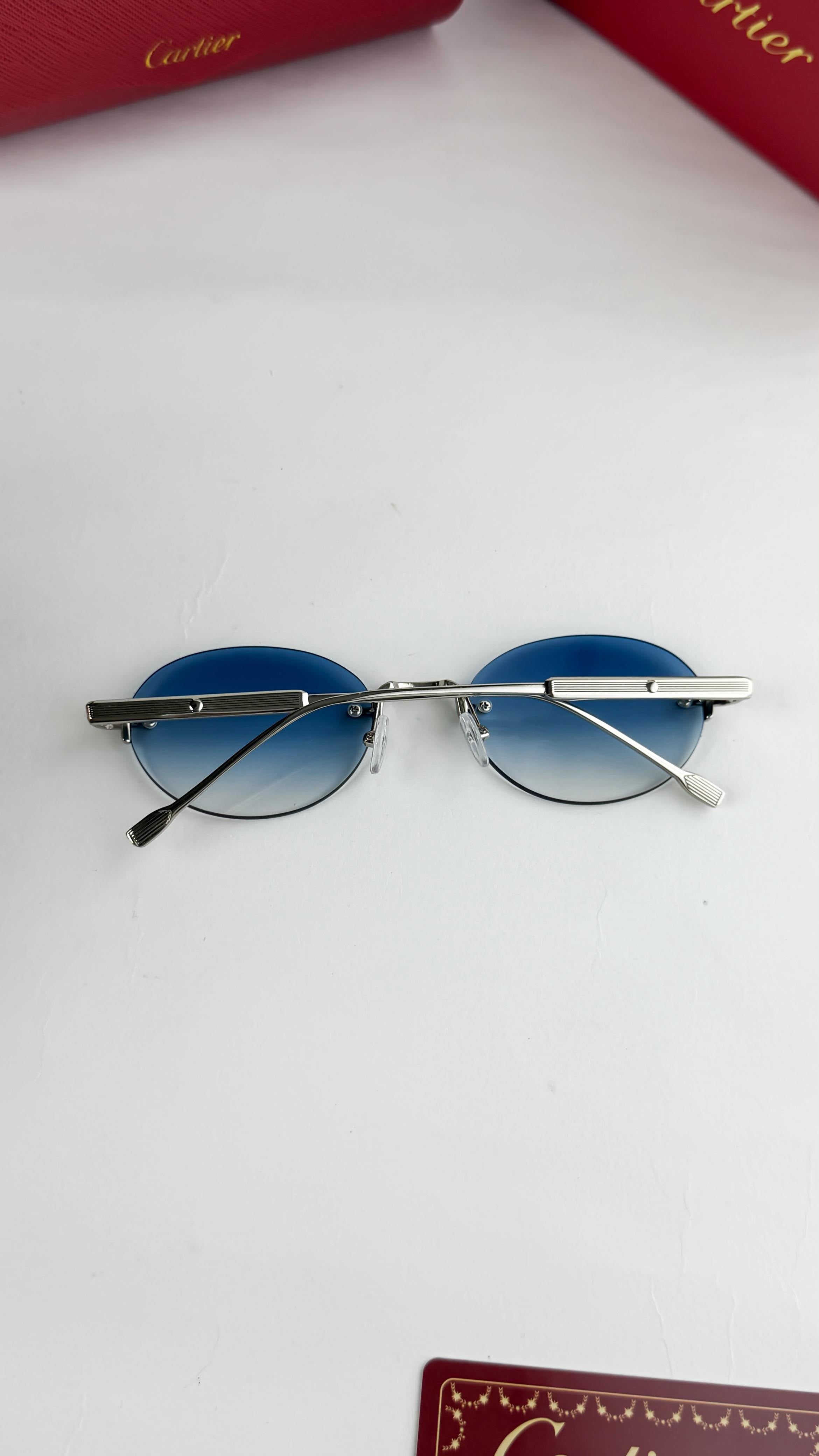 CAR_TIER SILVER BLUE 1043