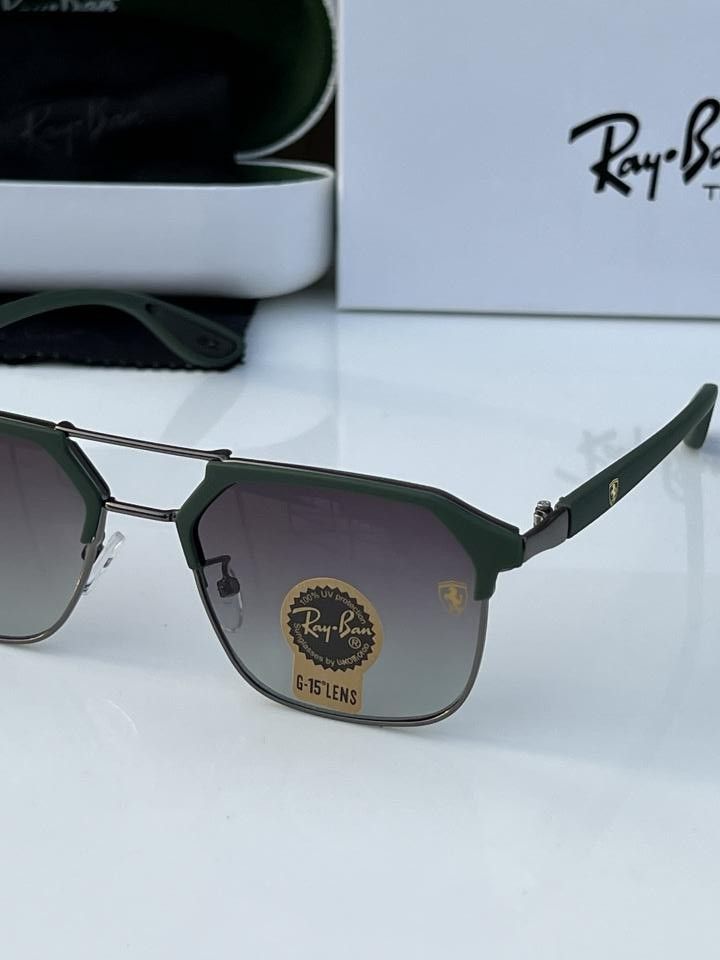 Ray_b_an 4564 cm green