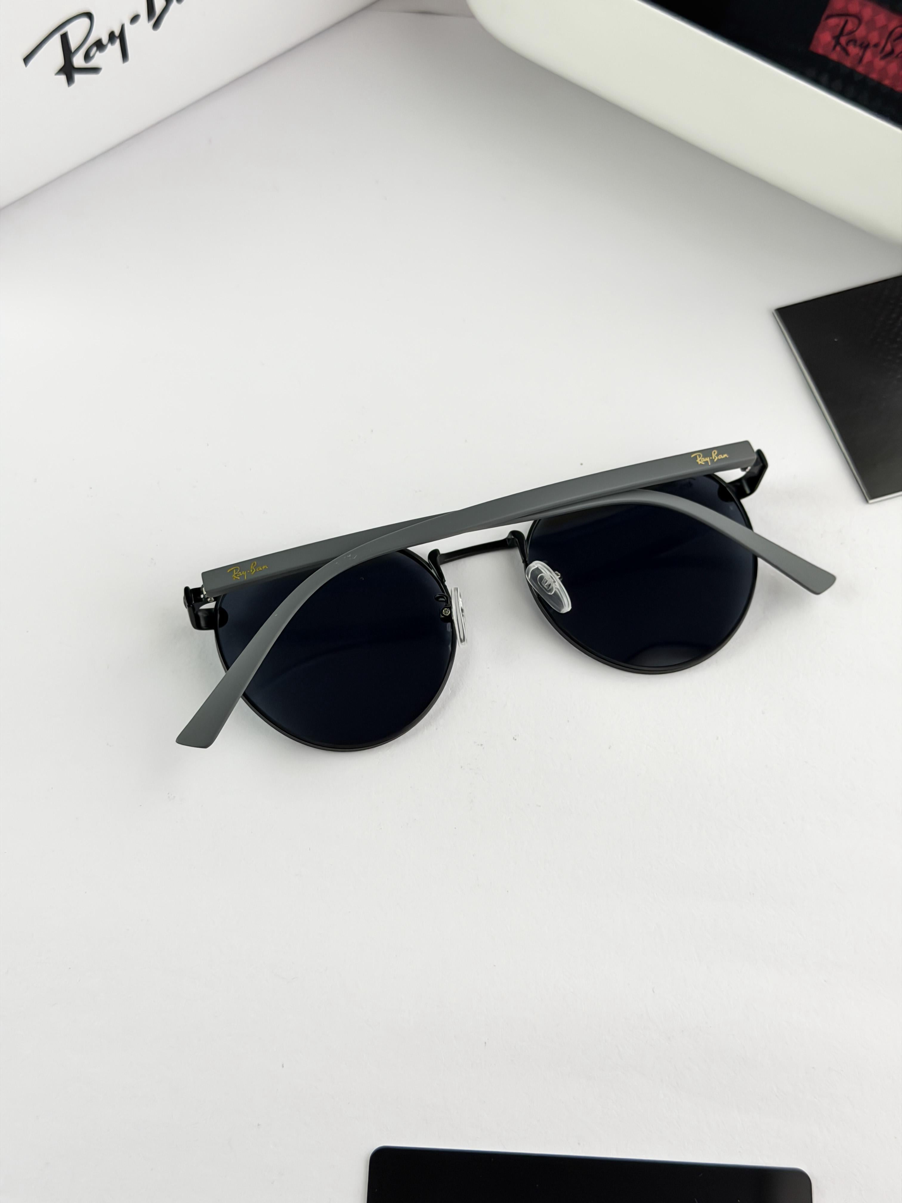 Ra_y ba_n sunglass 5404