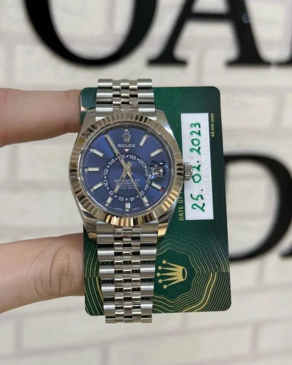 luxury Watch SKY DWELLER AUTOMATIC SILVER BLUE