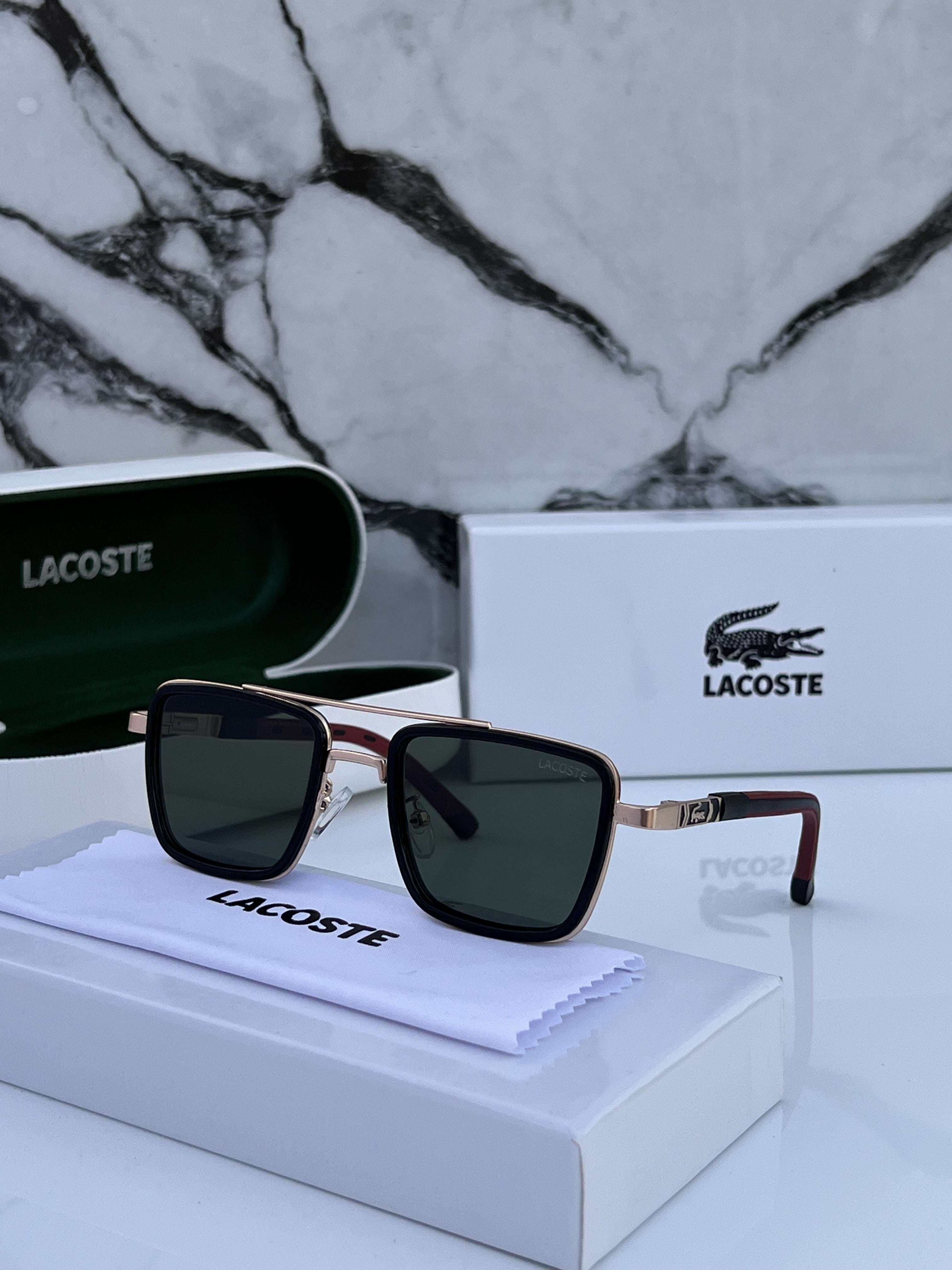 La_co_ste _78926_gold_green