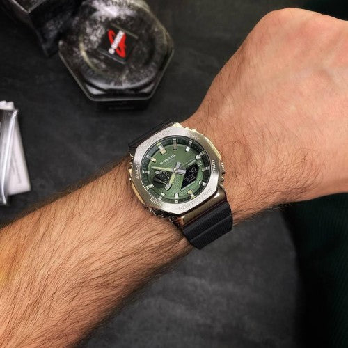G SHO__CK WATCH