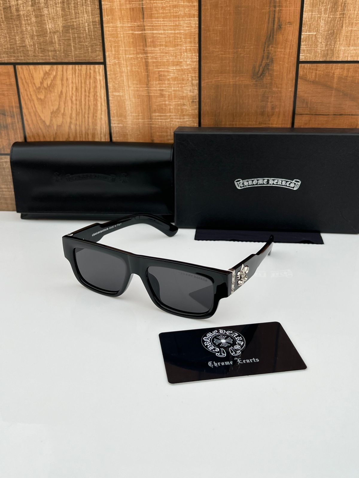 Chrom_e Erott_s 7820