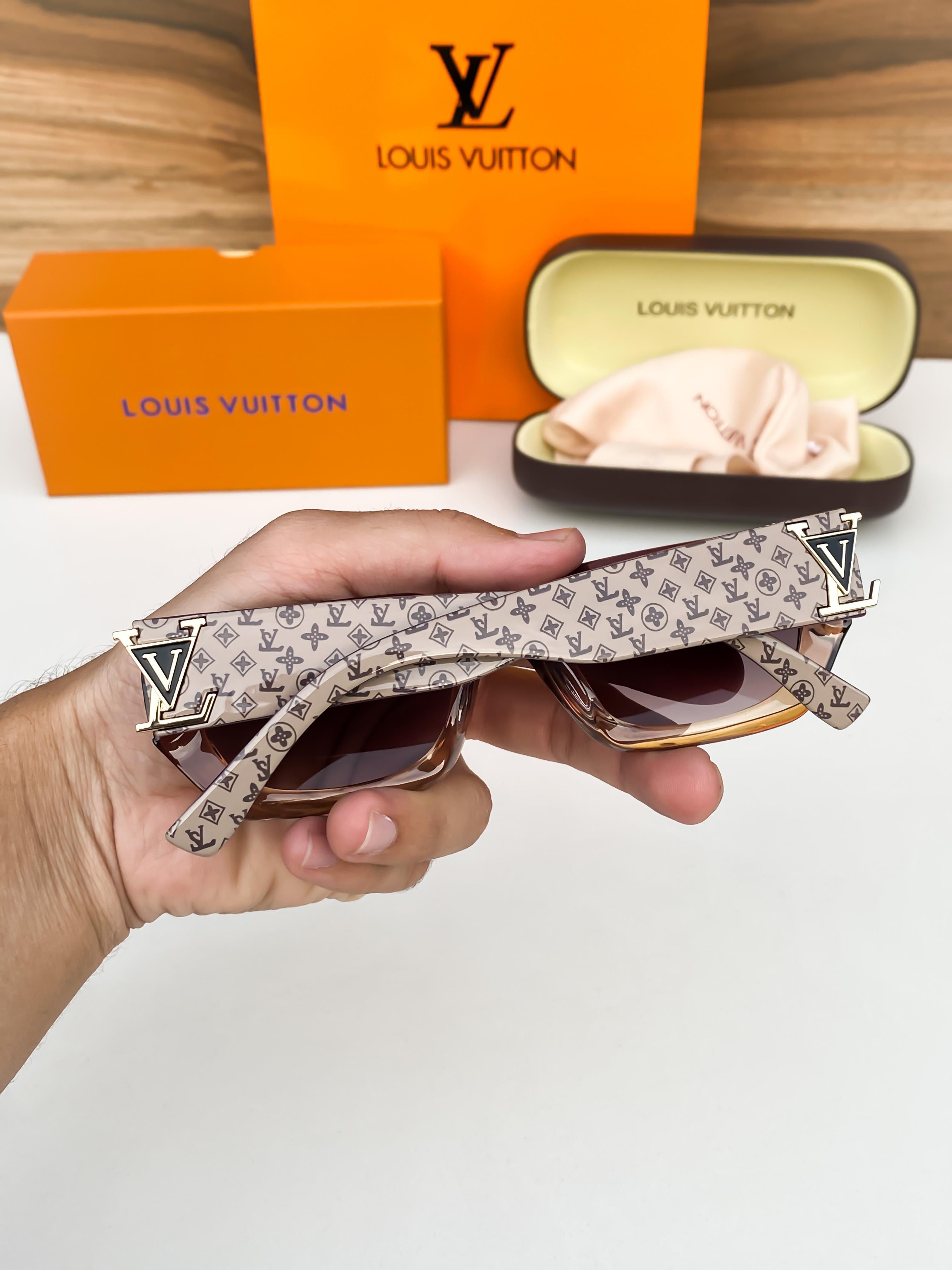 Lo_ uis _vui_ton brown 2324