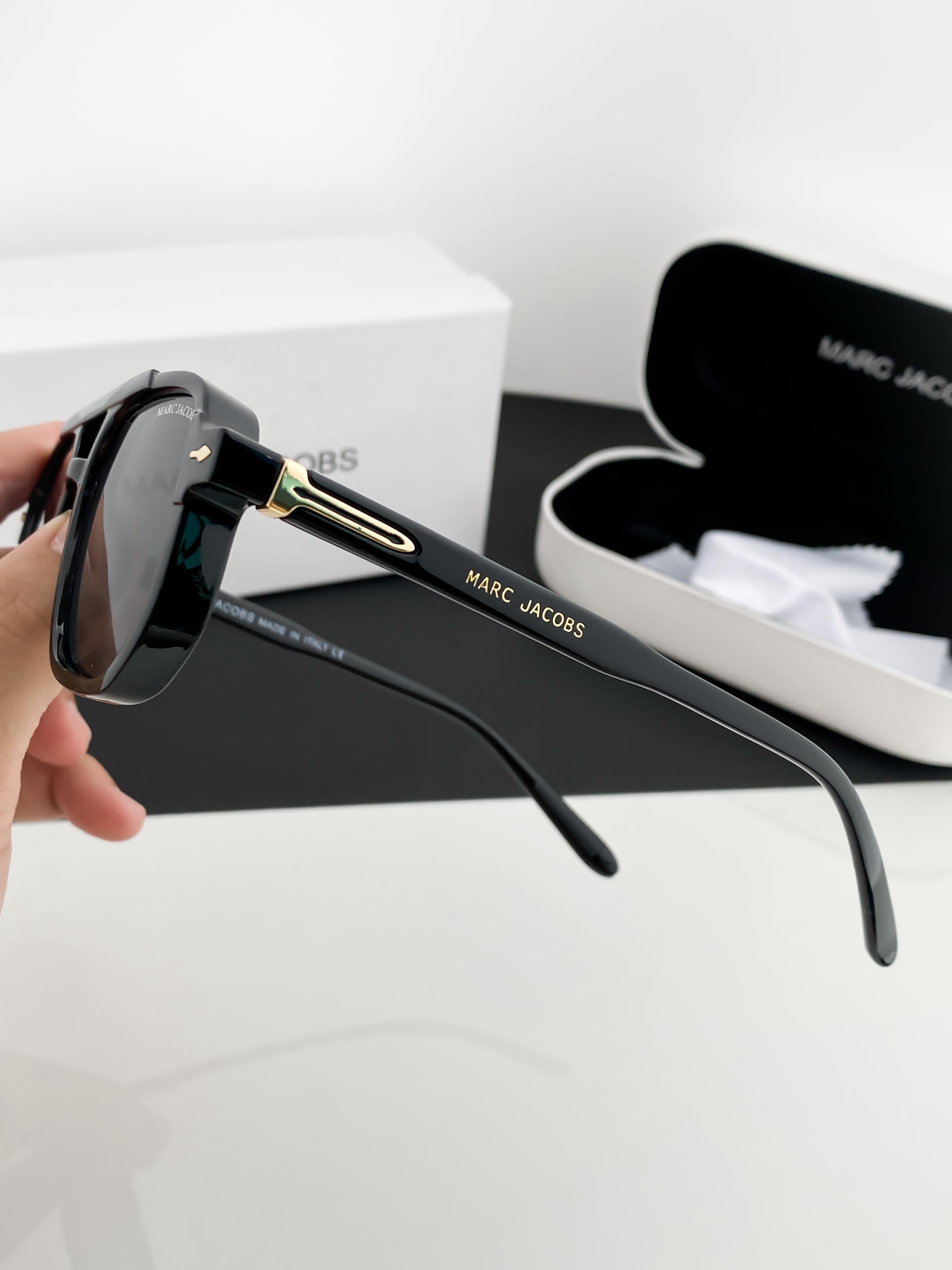 MA_RC JAC_OBS BLACK M11-36 B