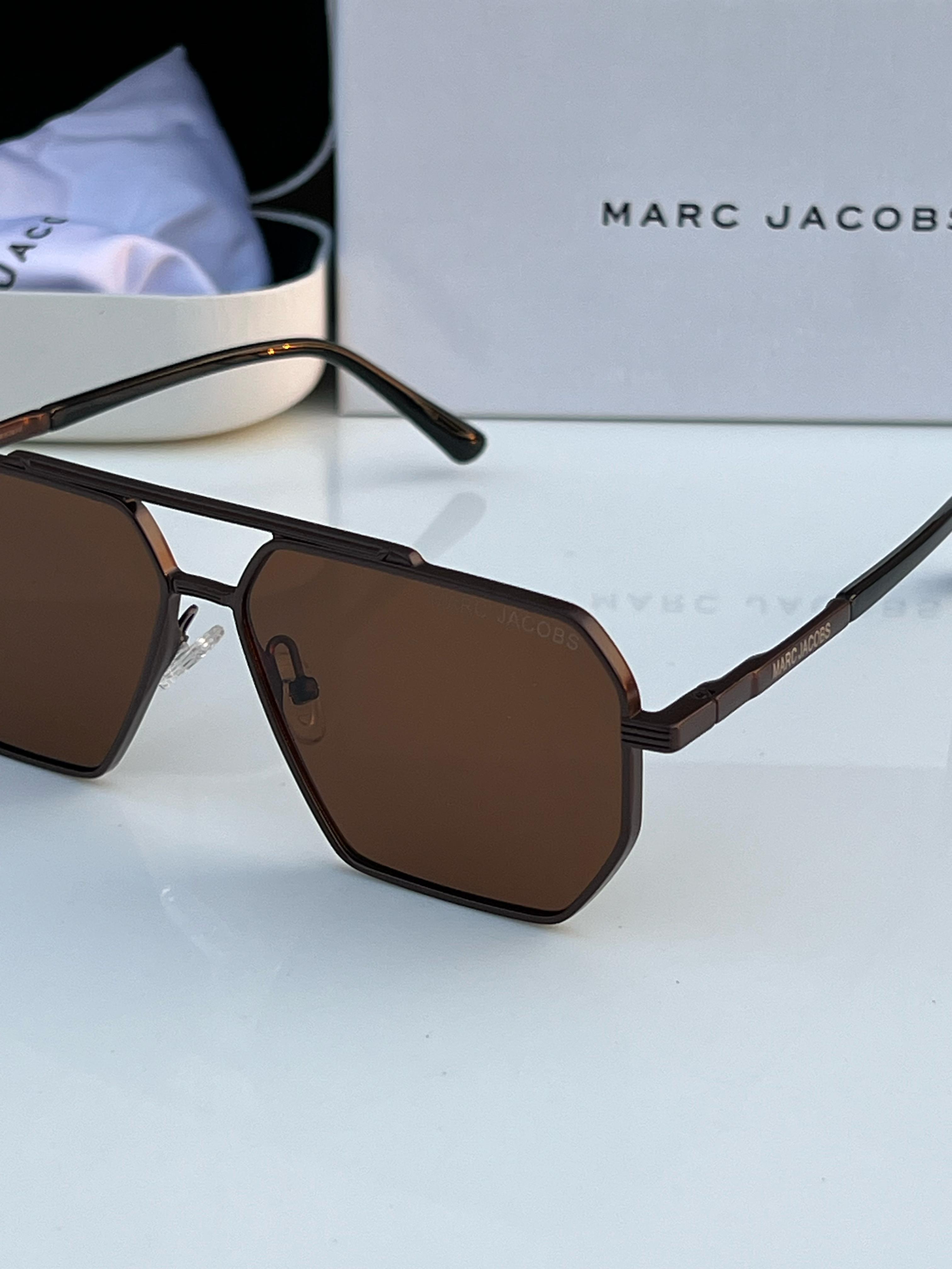 Ma_rc Ja_cos 510 brown