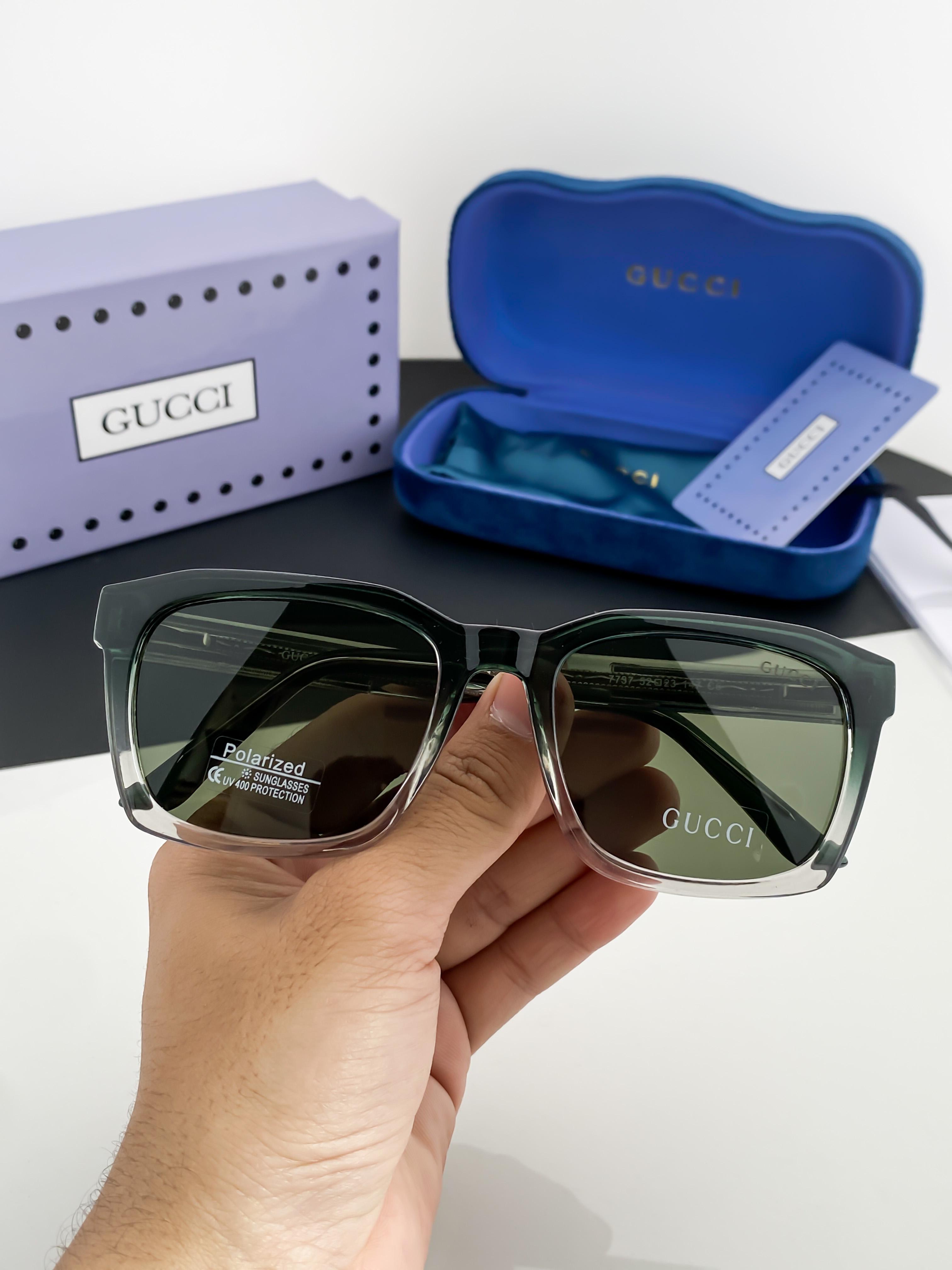 GU_C_CI GREEN 7727 B