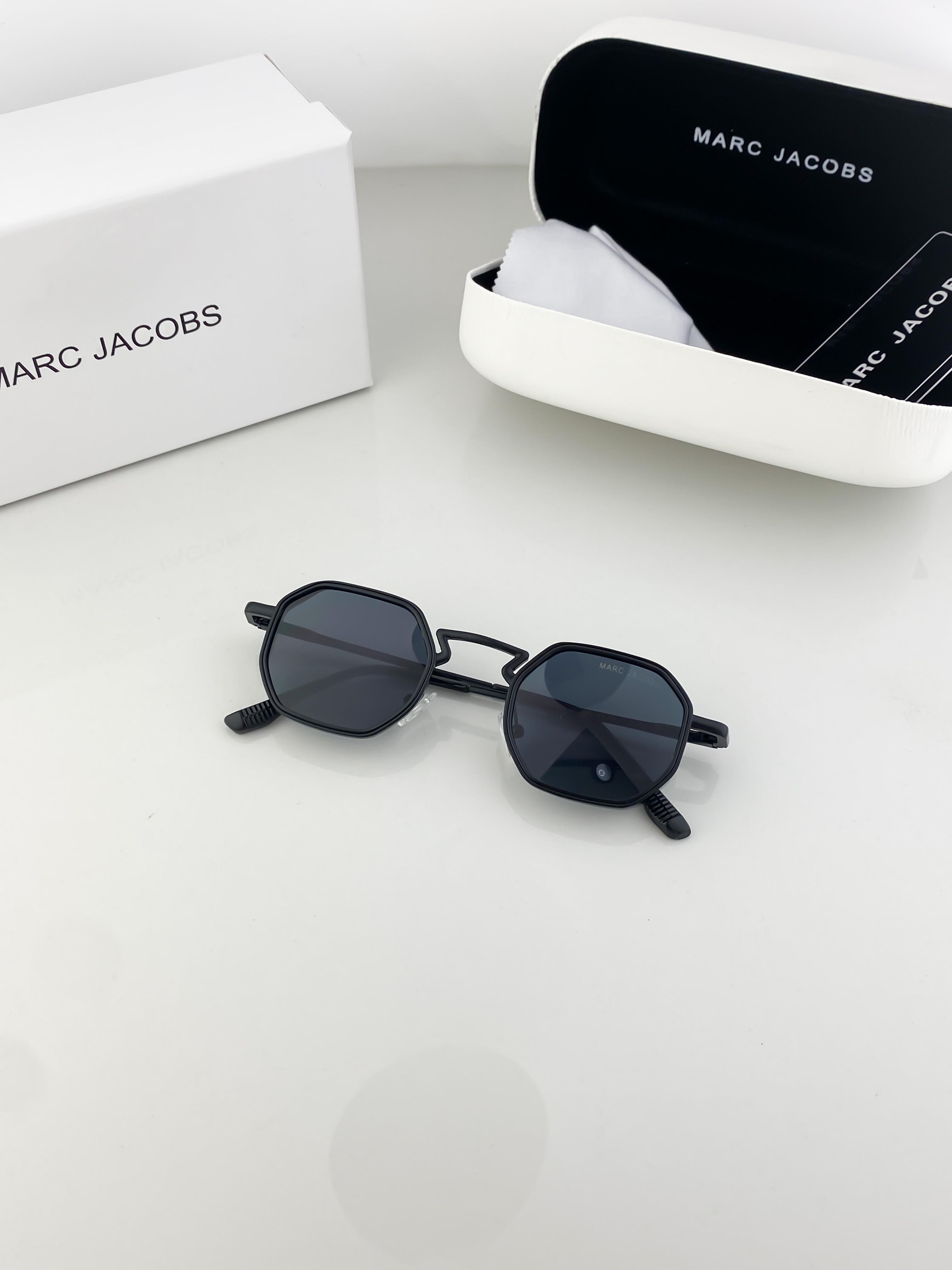 MAR_C CHARCOAL BLACK 506 B