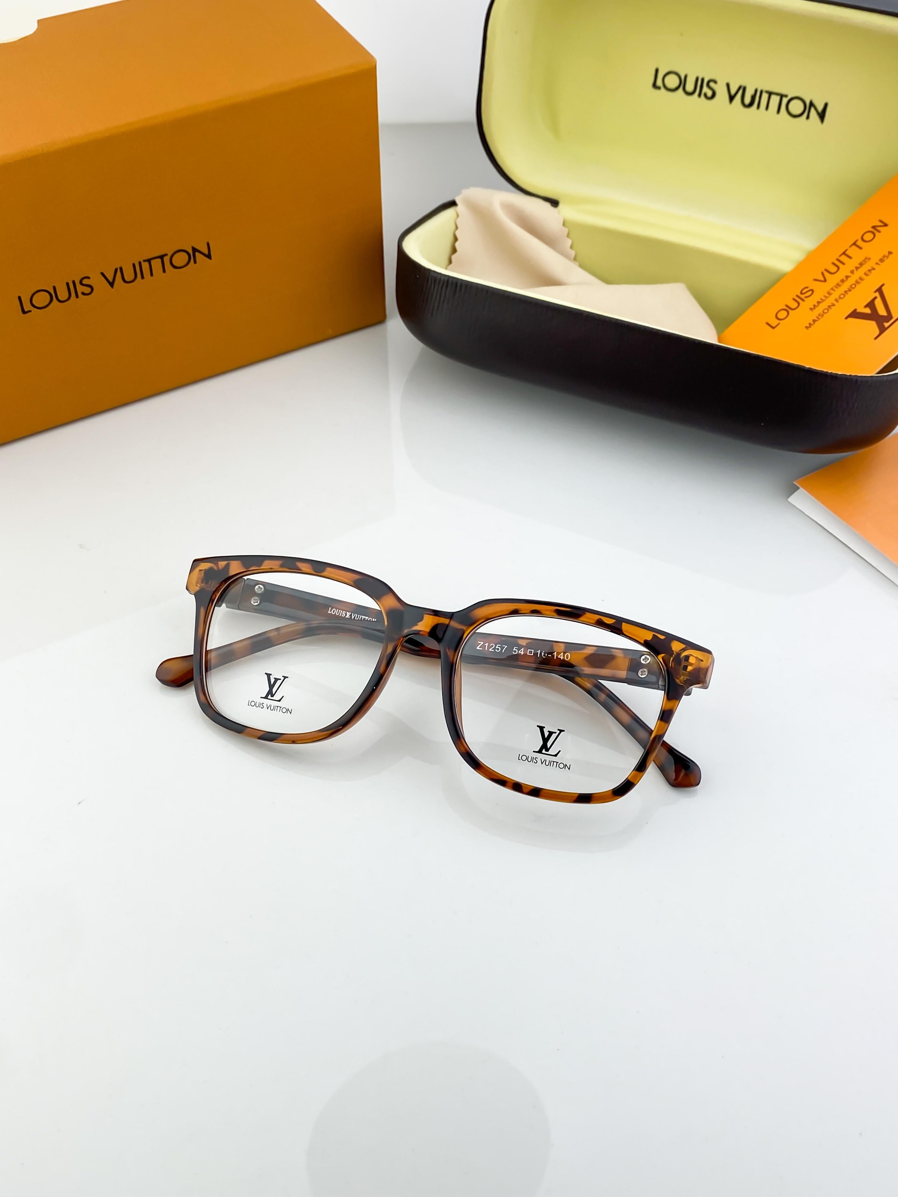 LOUI_S TIGER FRAME B