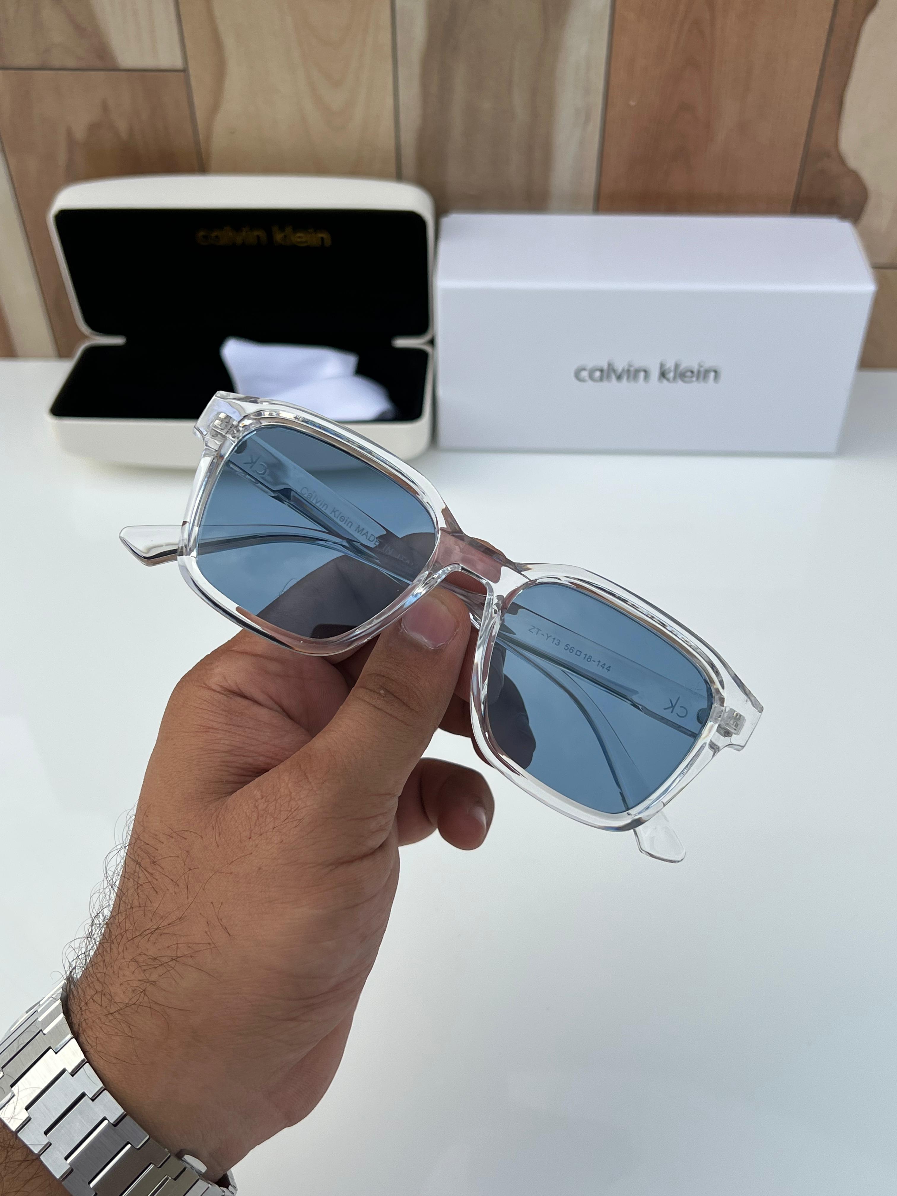 Cal  Y13 transparent blue A