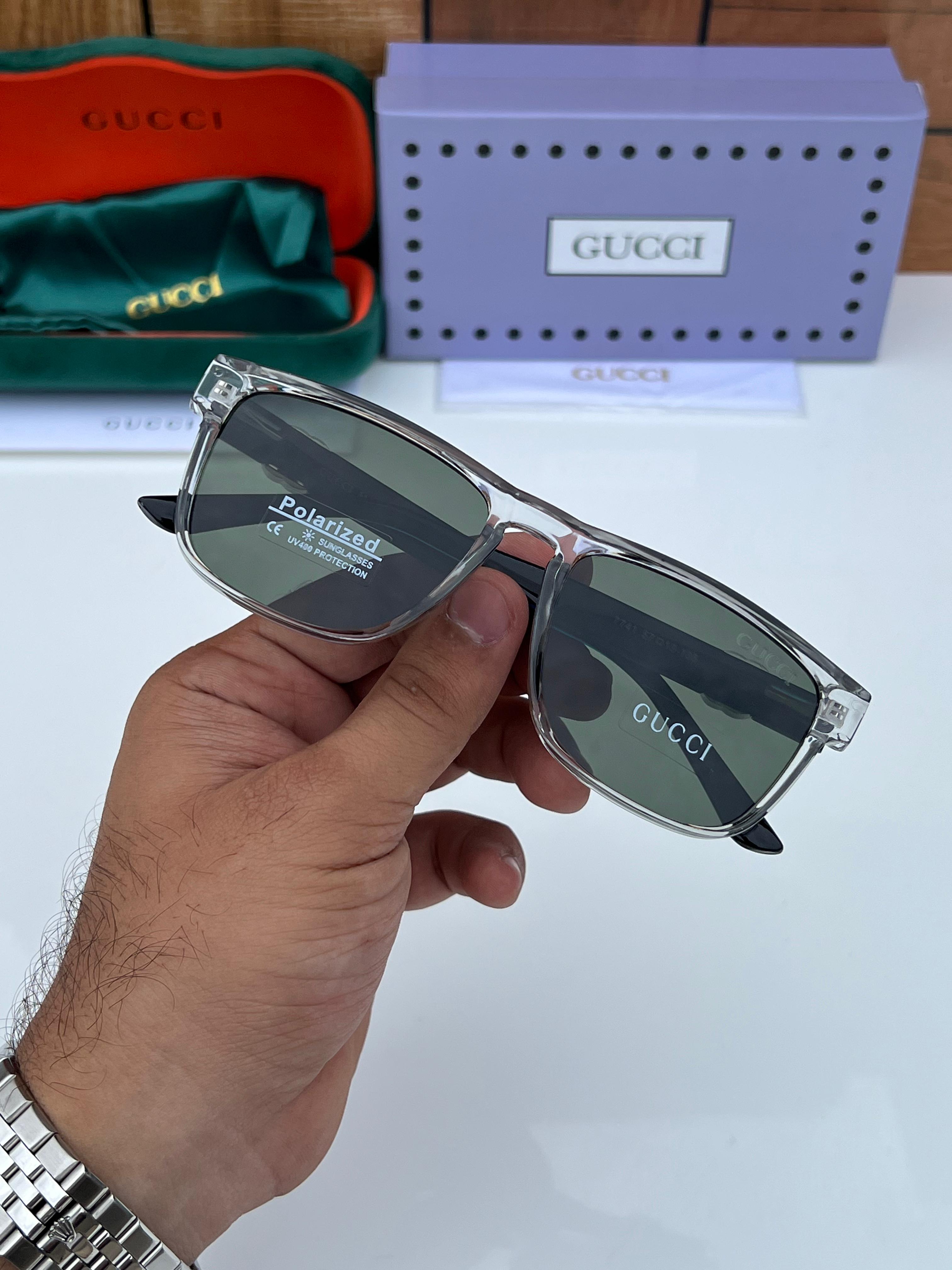 Guc 7741 white green A