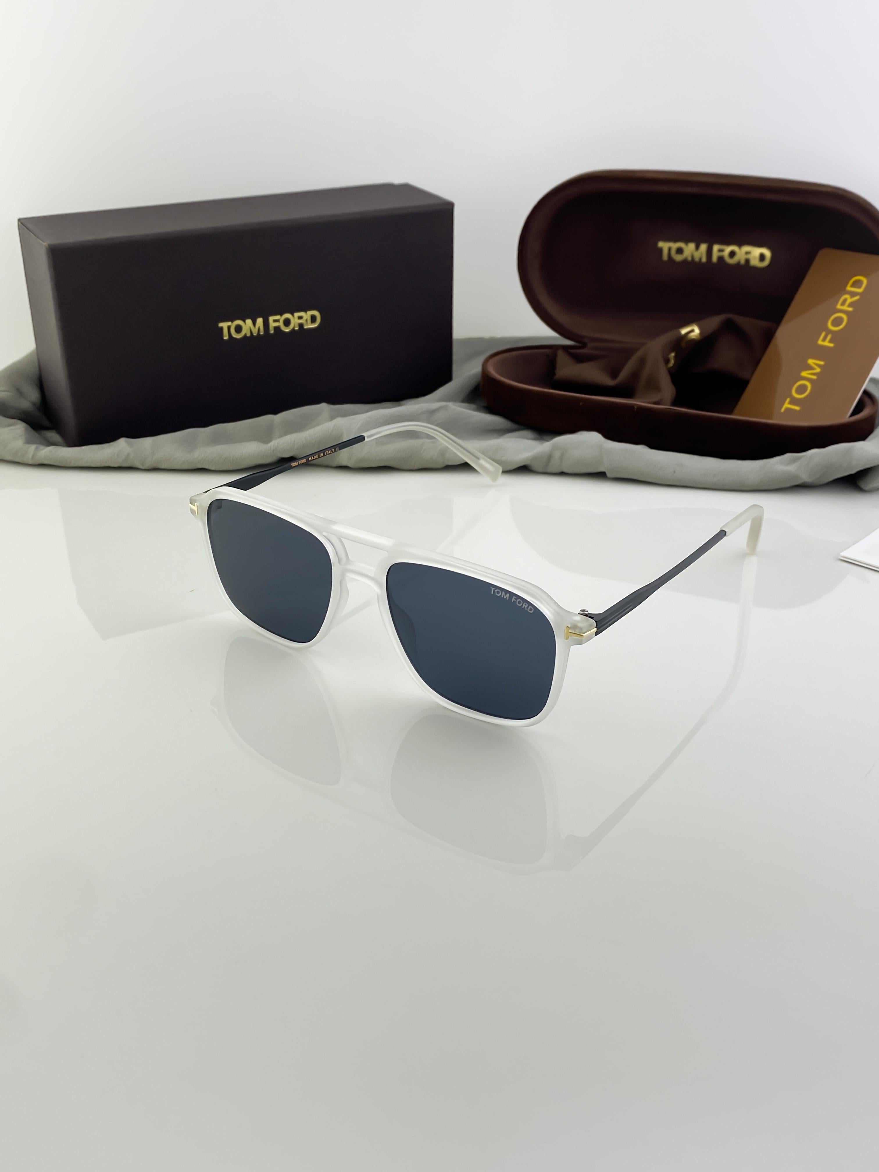 FORD ICE BLACK 0230 B