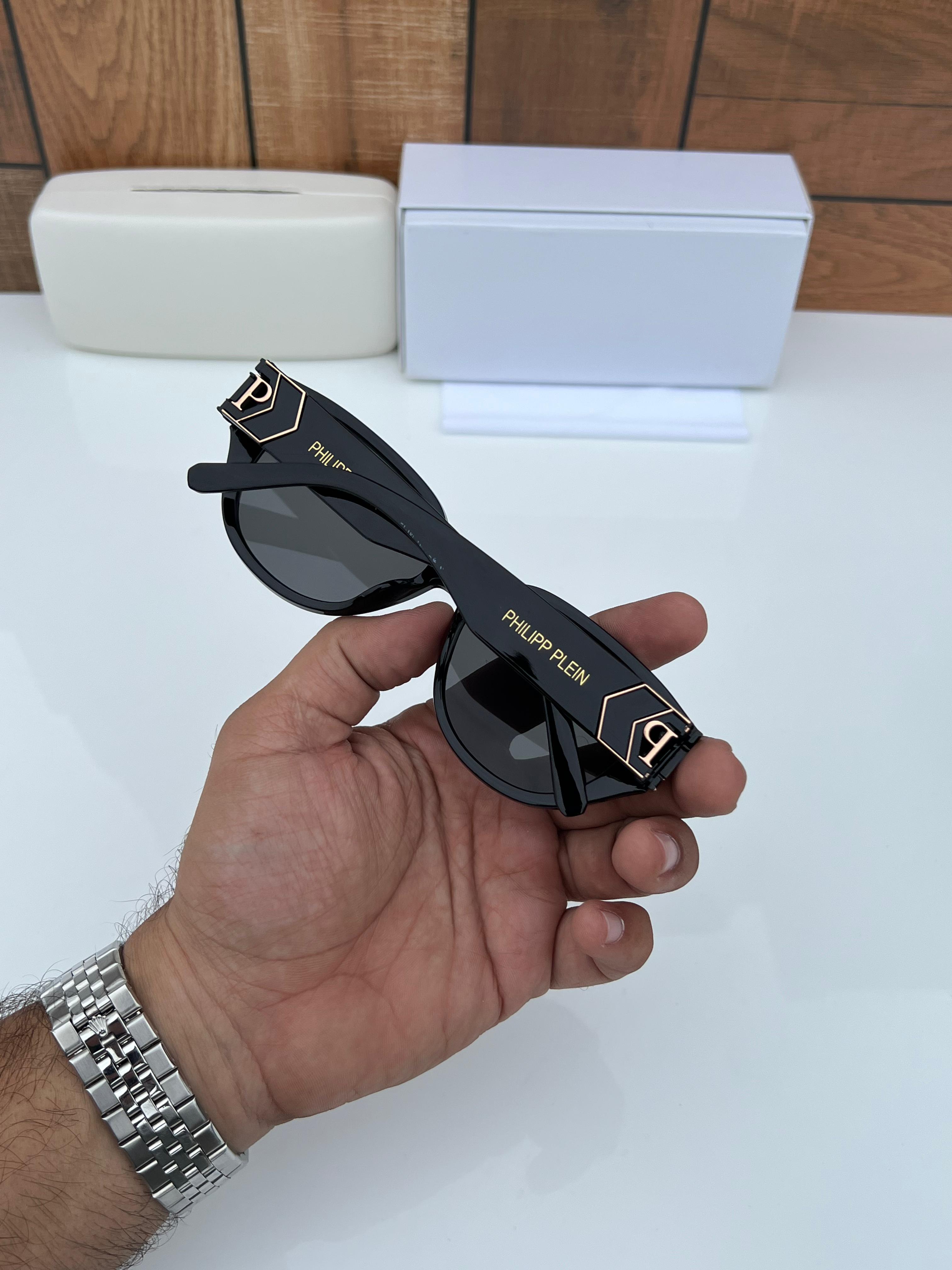 Philip 8421 black