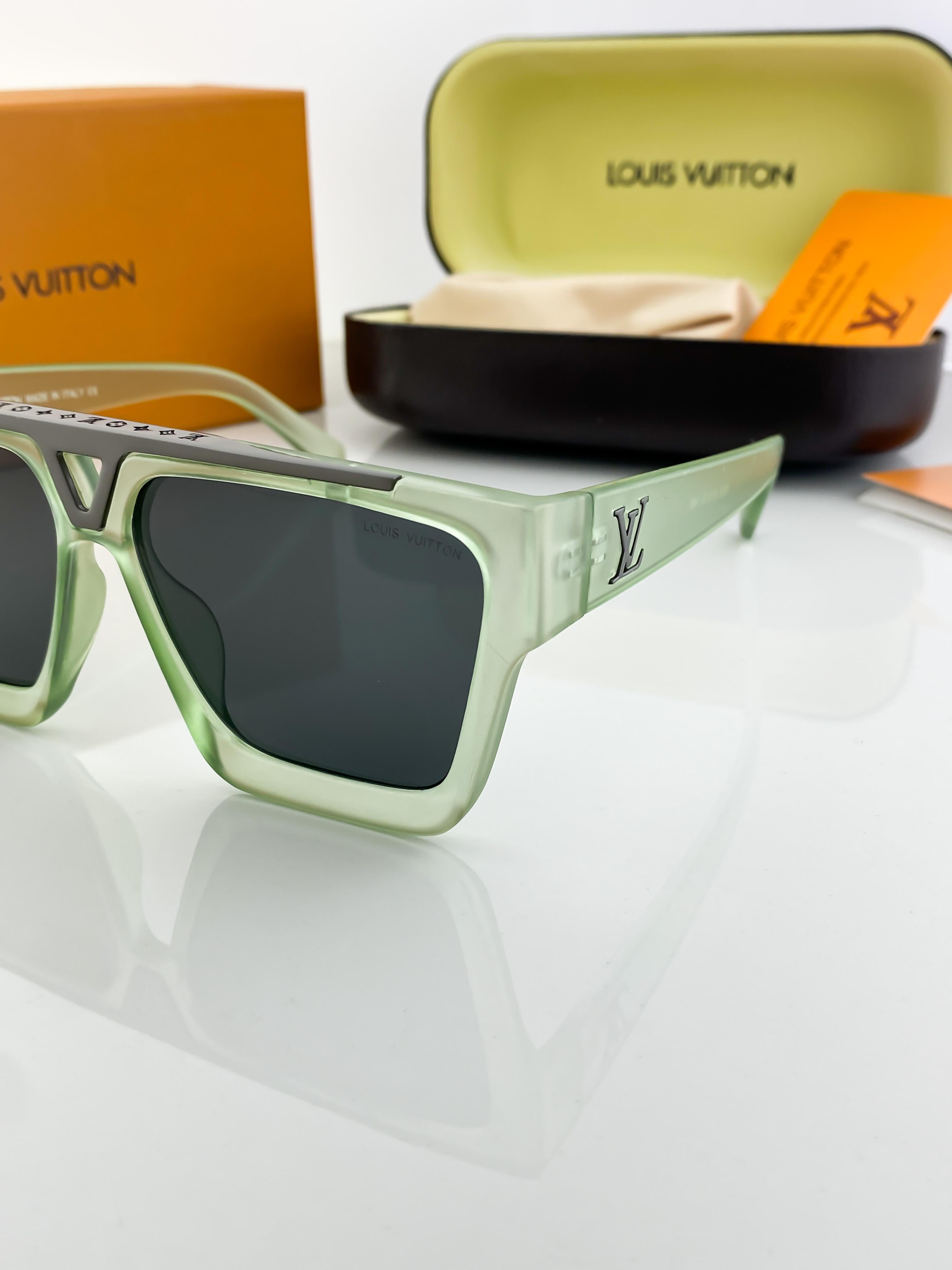 LOU  MATTE GREEN 1502