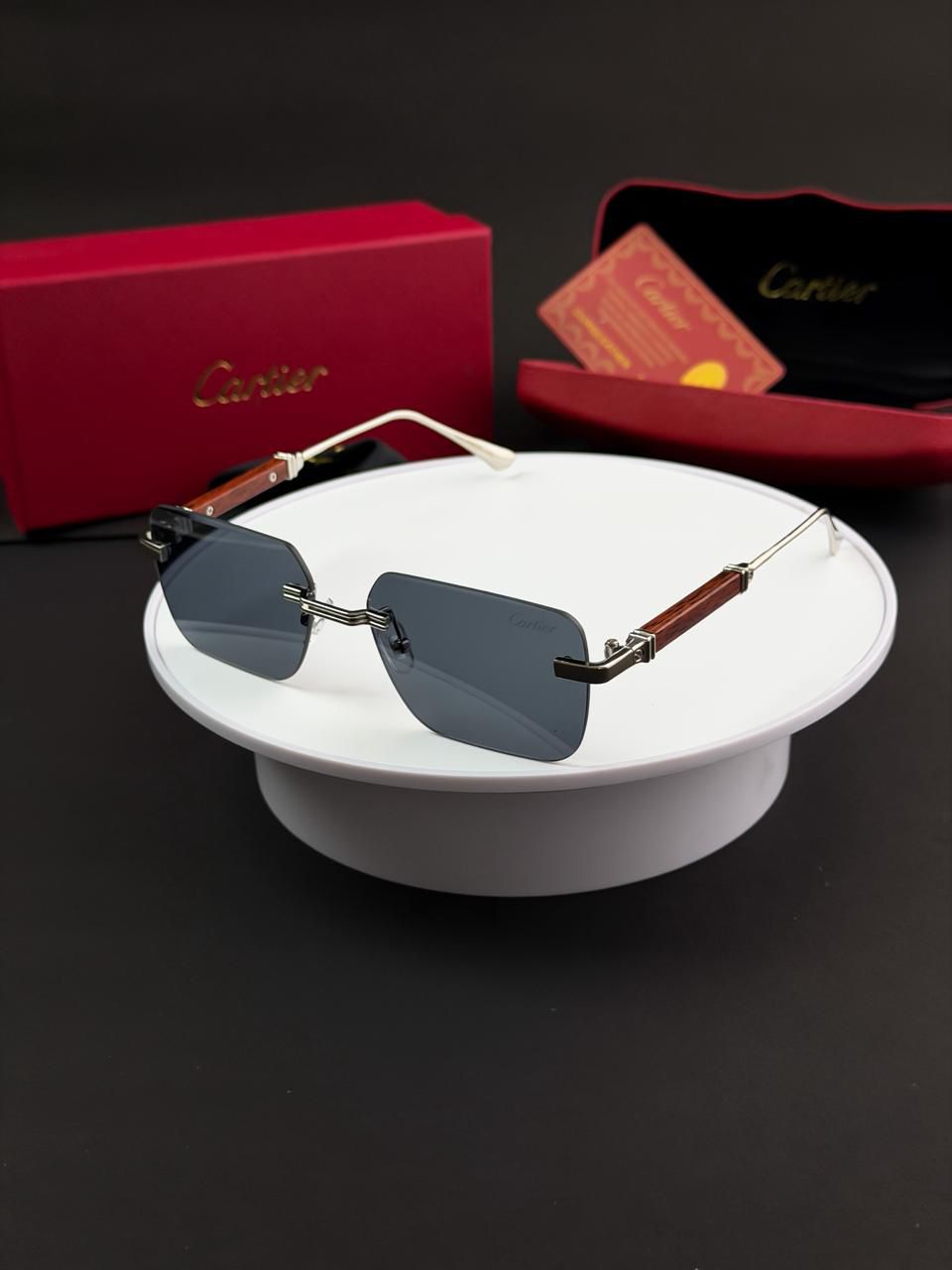 CA  SILVER BLACK 048