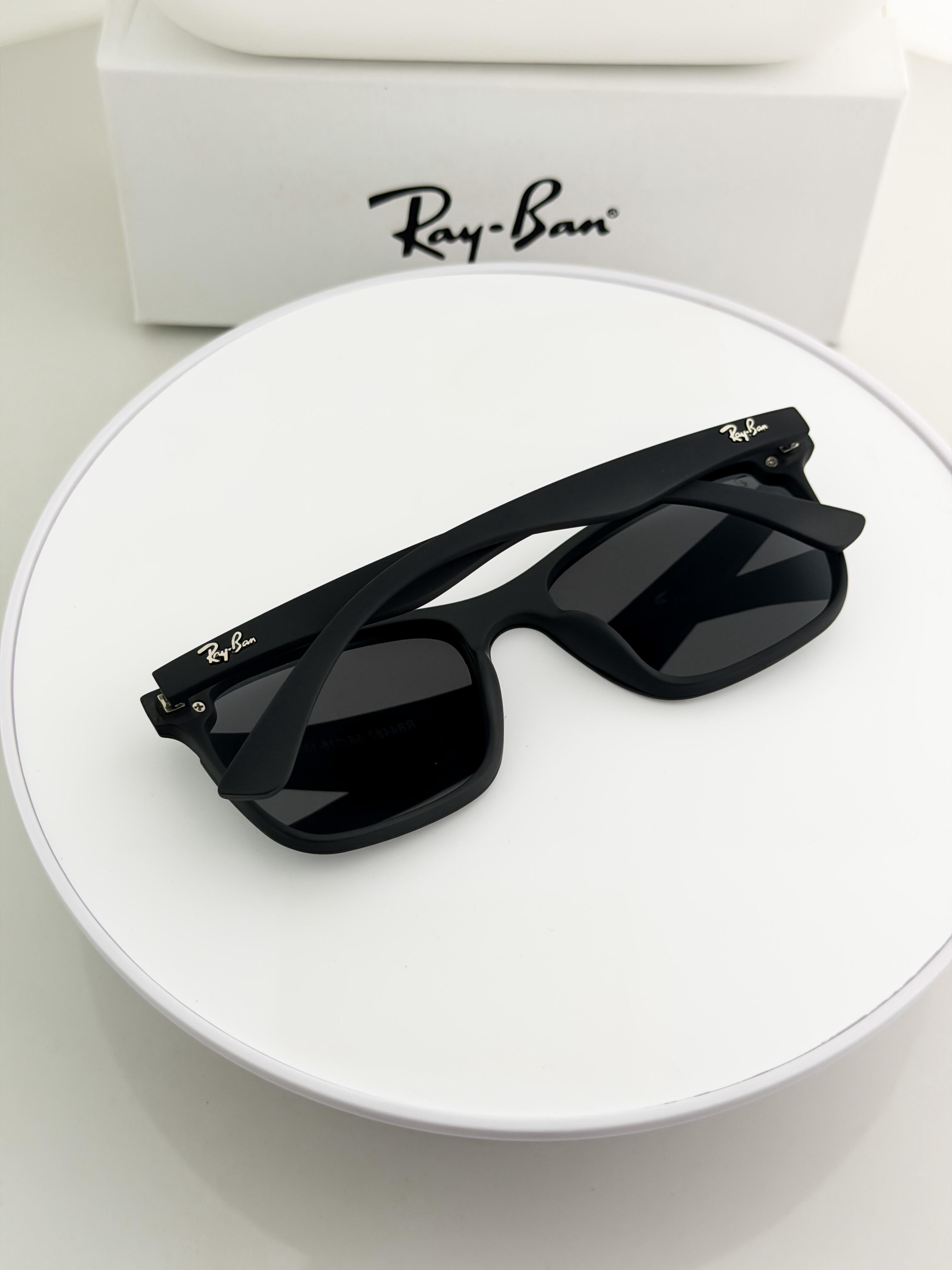 Ray_bn Sunglasess