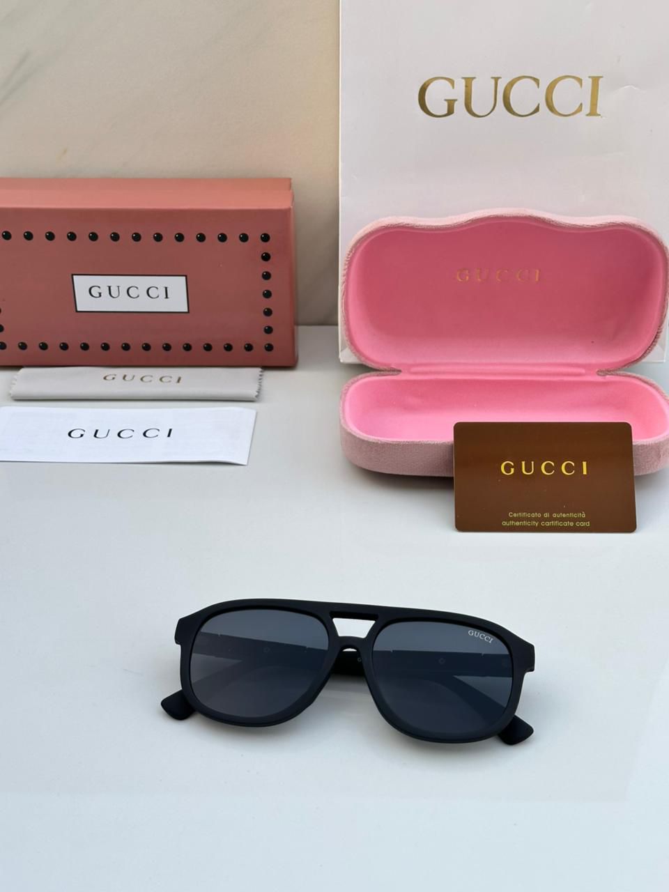 GU__CCI SUNGLAS