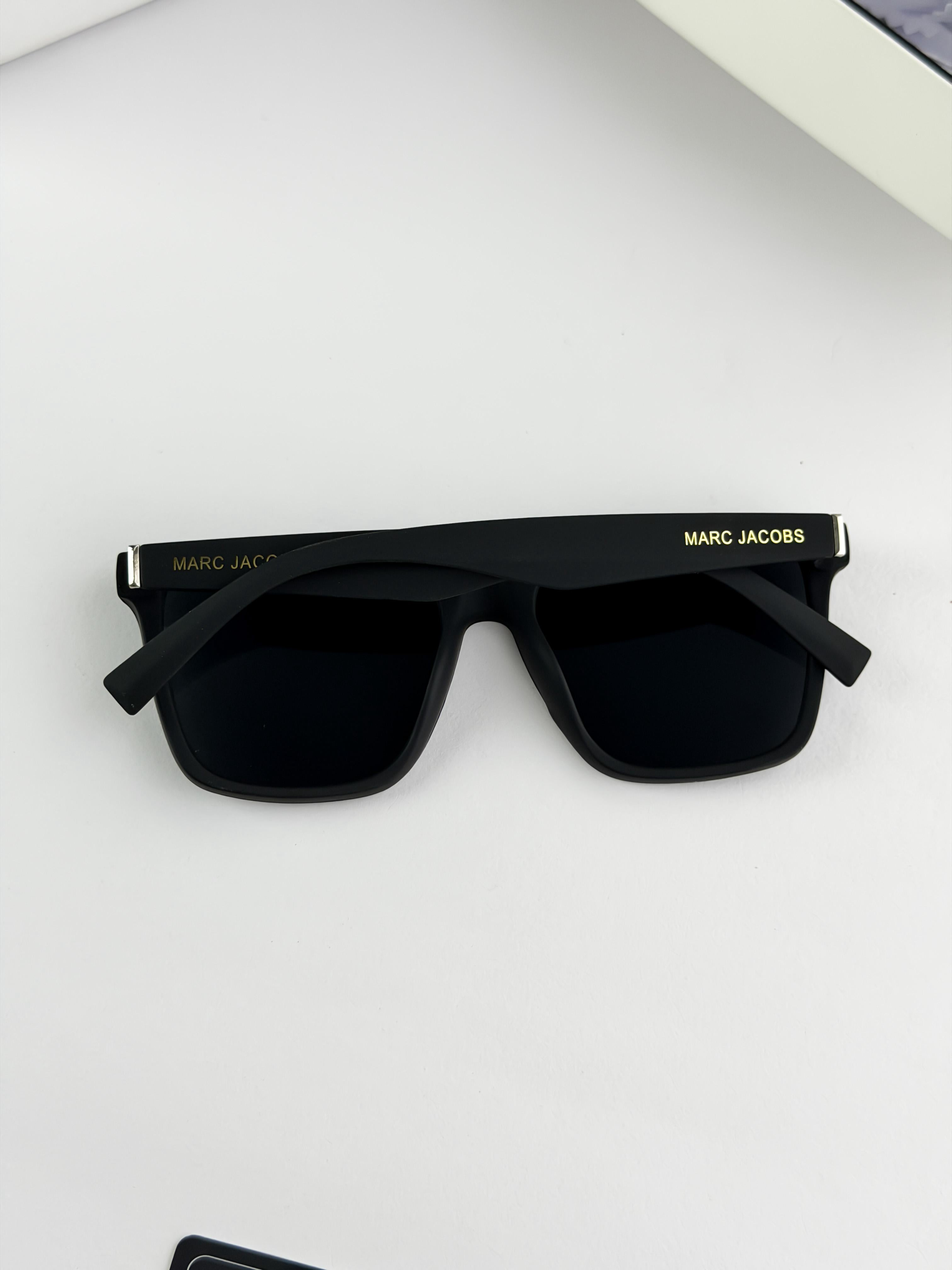 MA__RC JACBS BLACK 6000