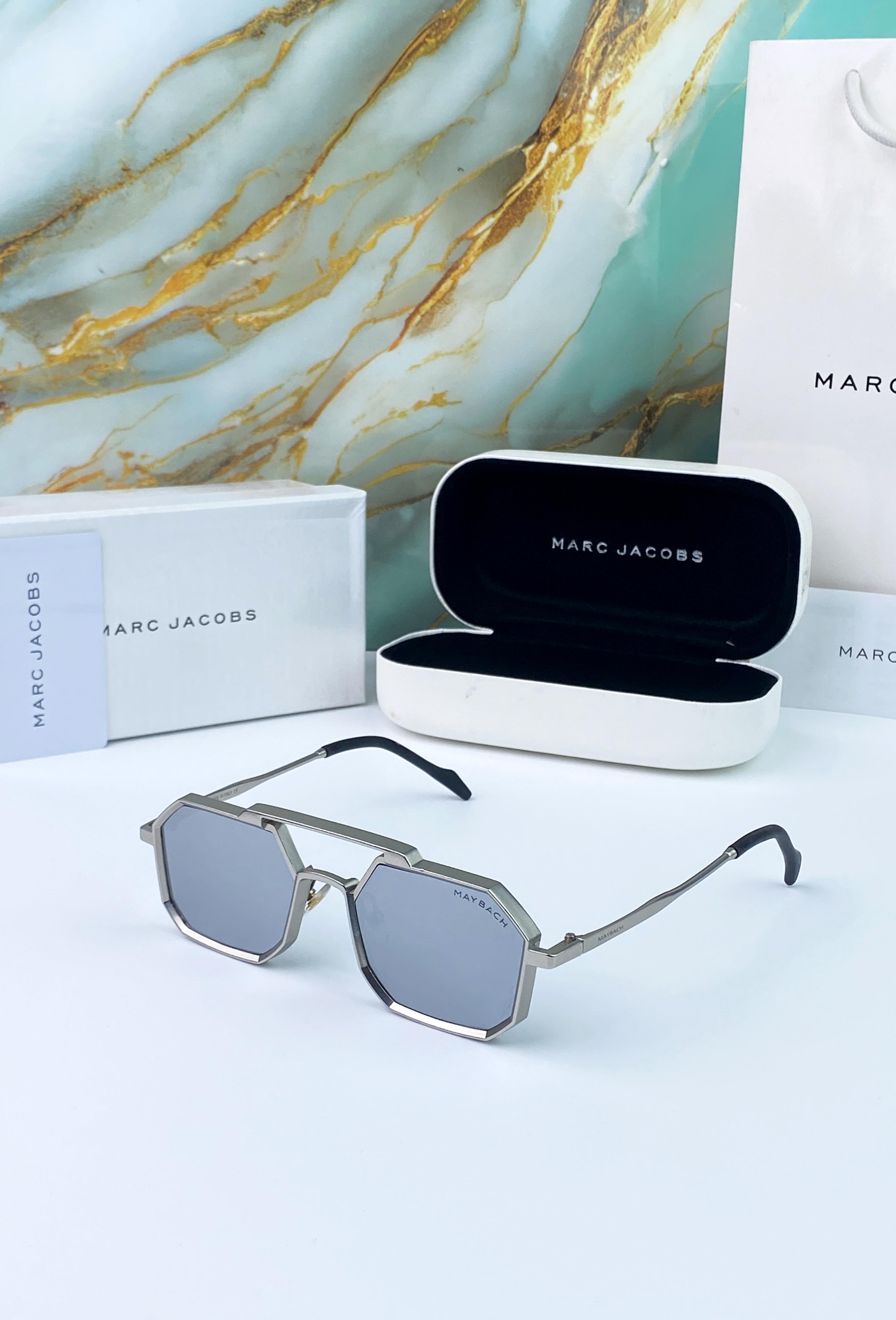 MA__RC JACBS SUNGLAS