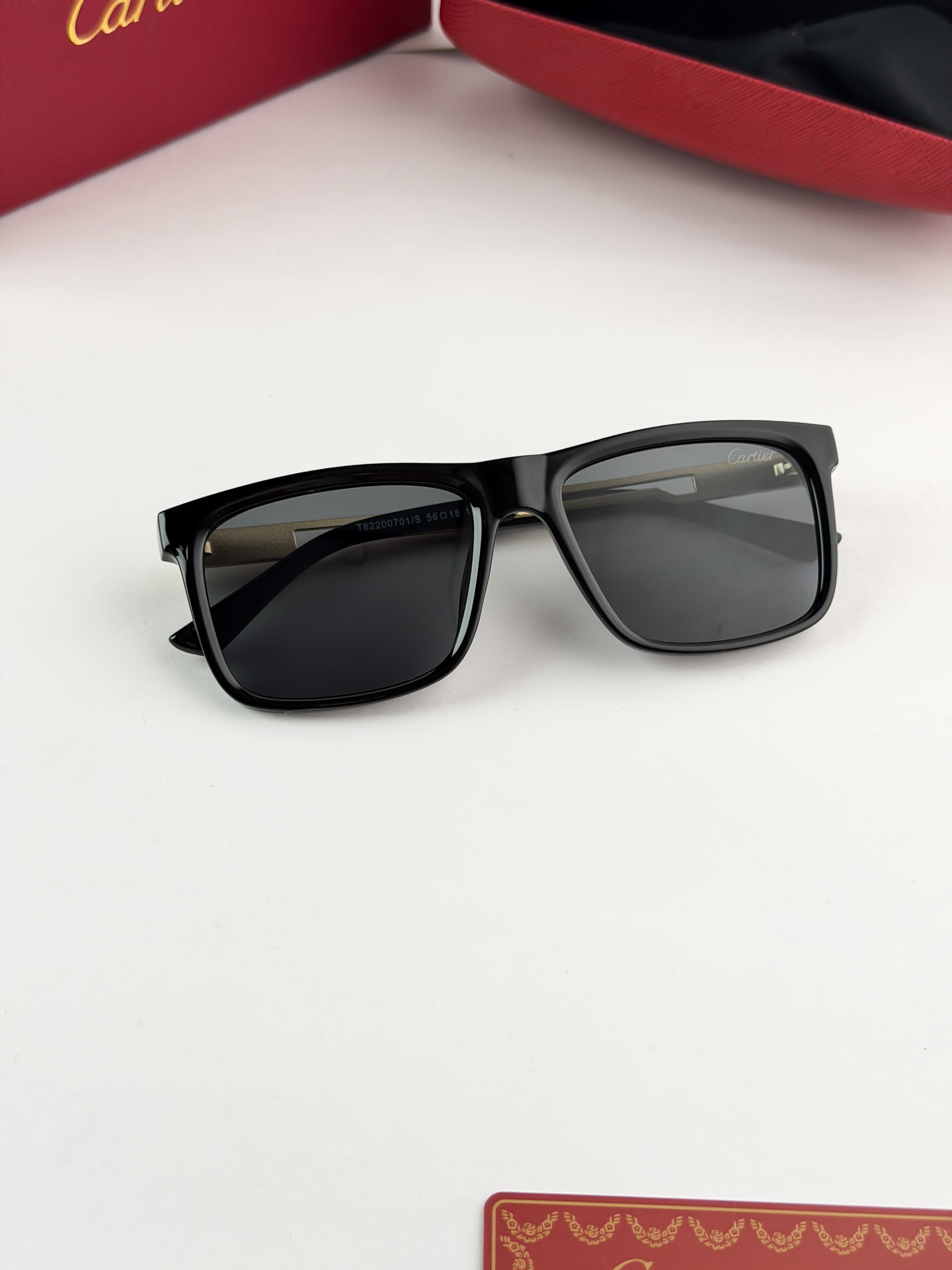 PRA__DA SUNGLASS