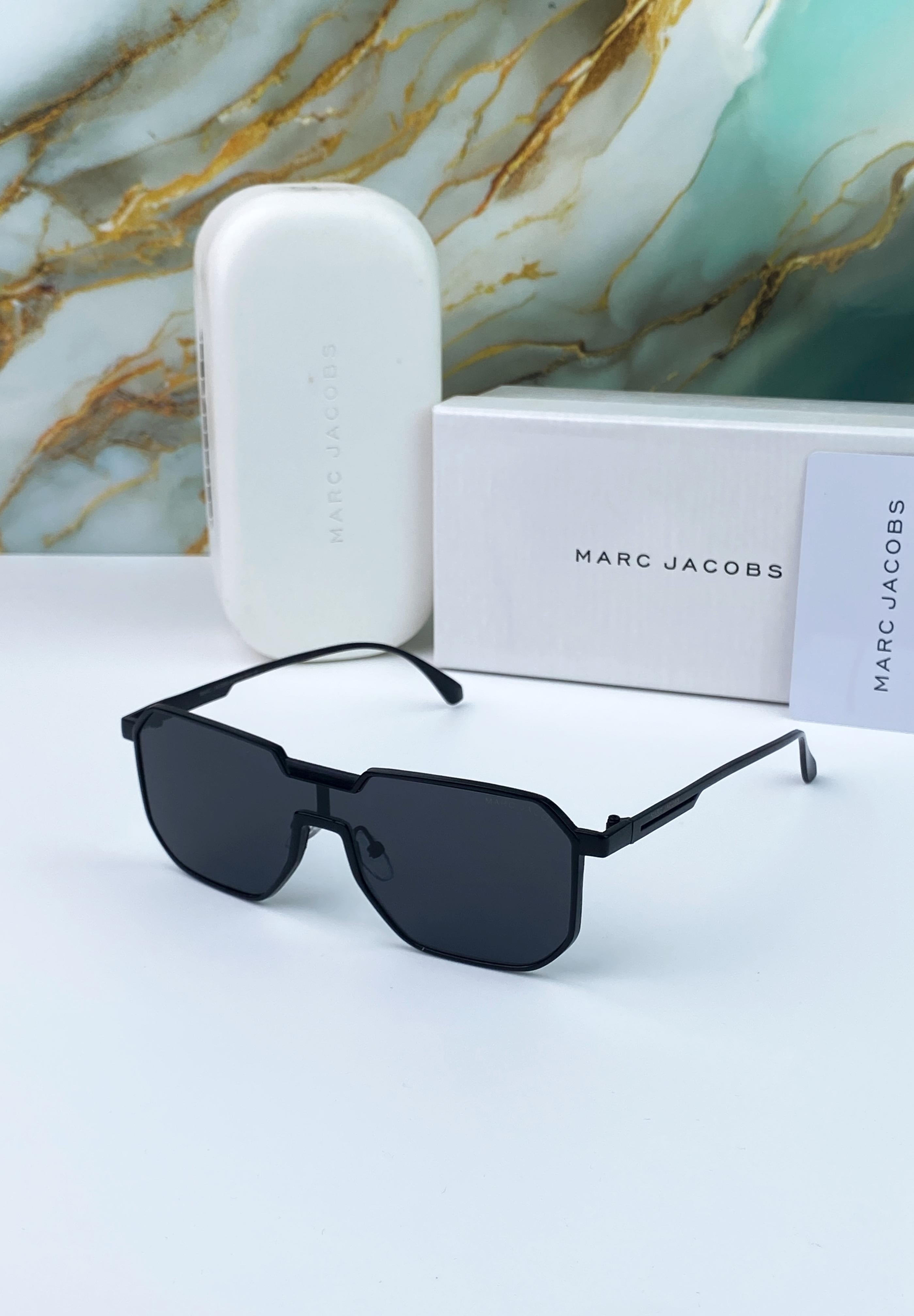 MA__RC JACBS SUNGLAS