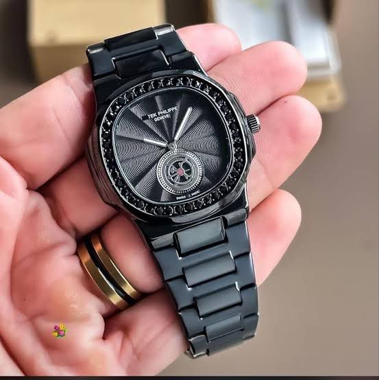 PTEK PHIL__IPPE NATILUS WATCH