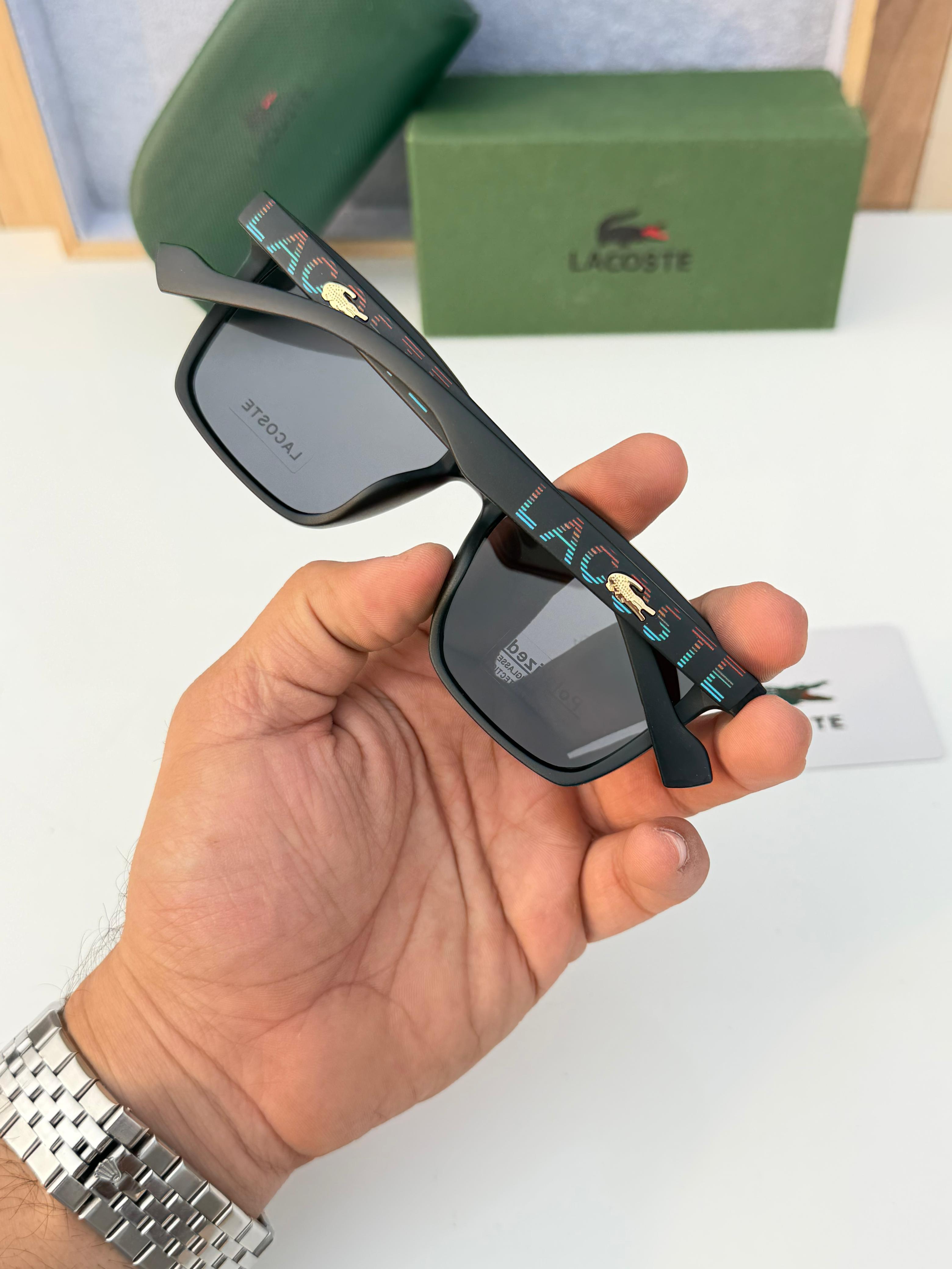 Lac__ste 1002 matt black