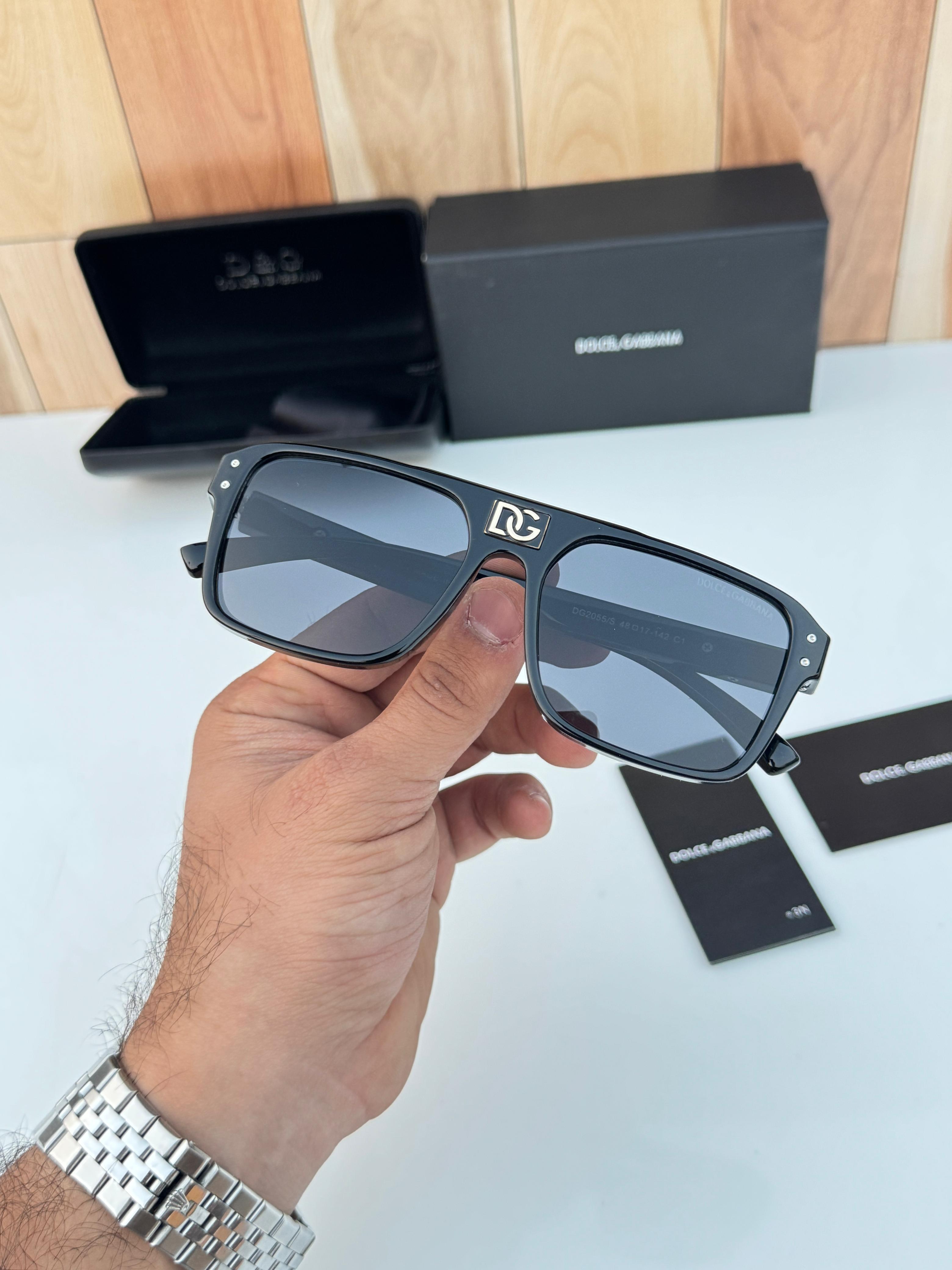 D&__G SUN__GLASS