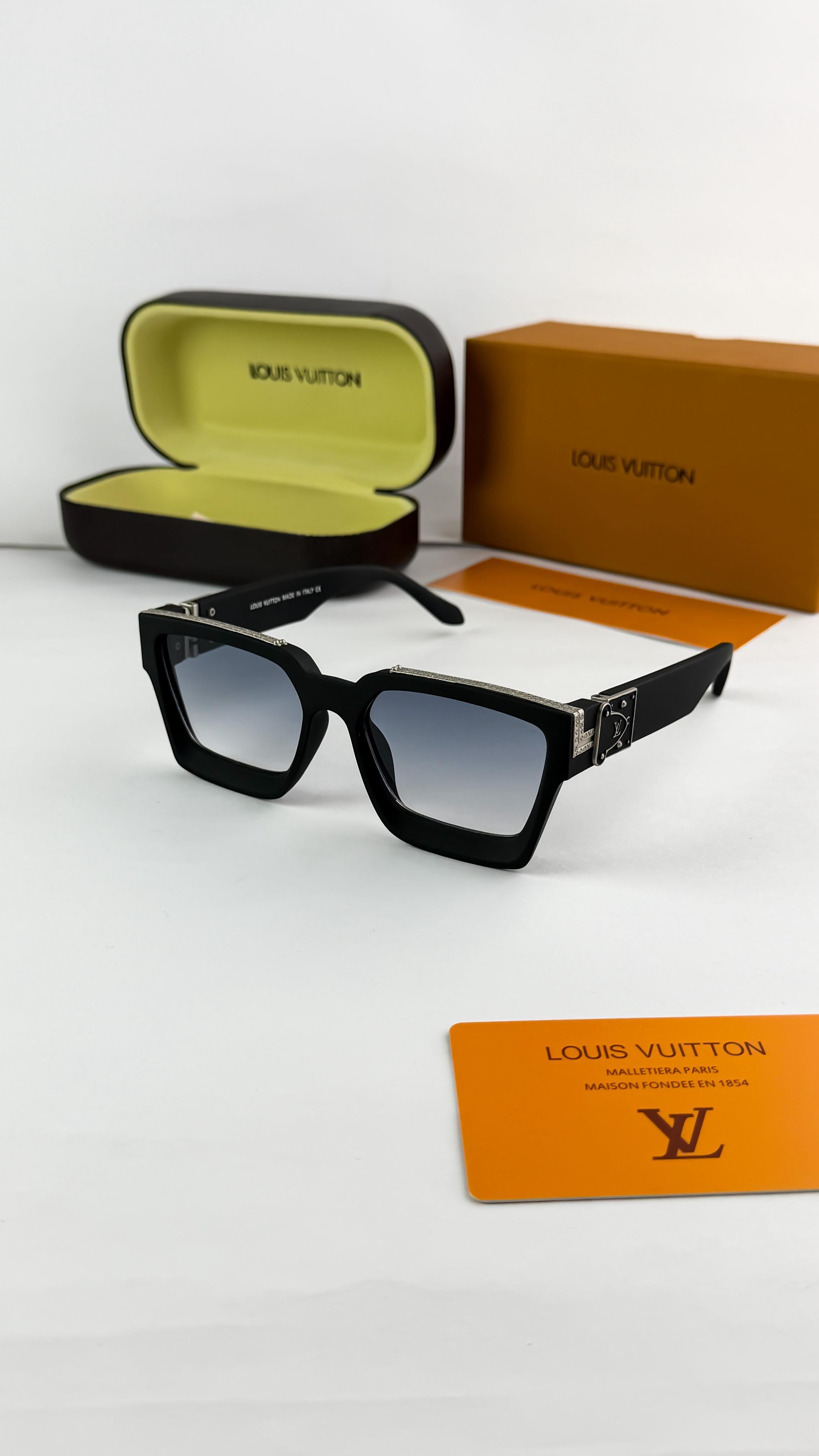 LO__UIS VUI__TON SILVER BLUE SHADED 65N  SUNGLASSS