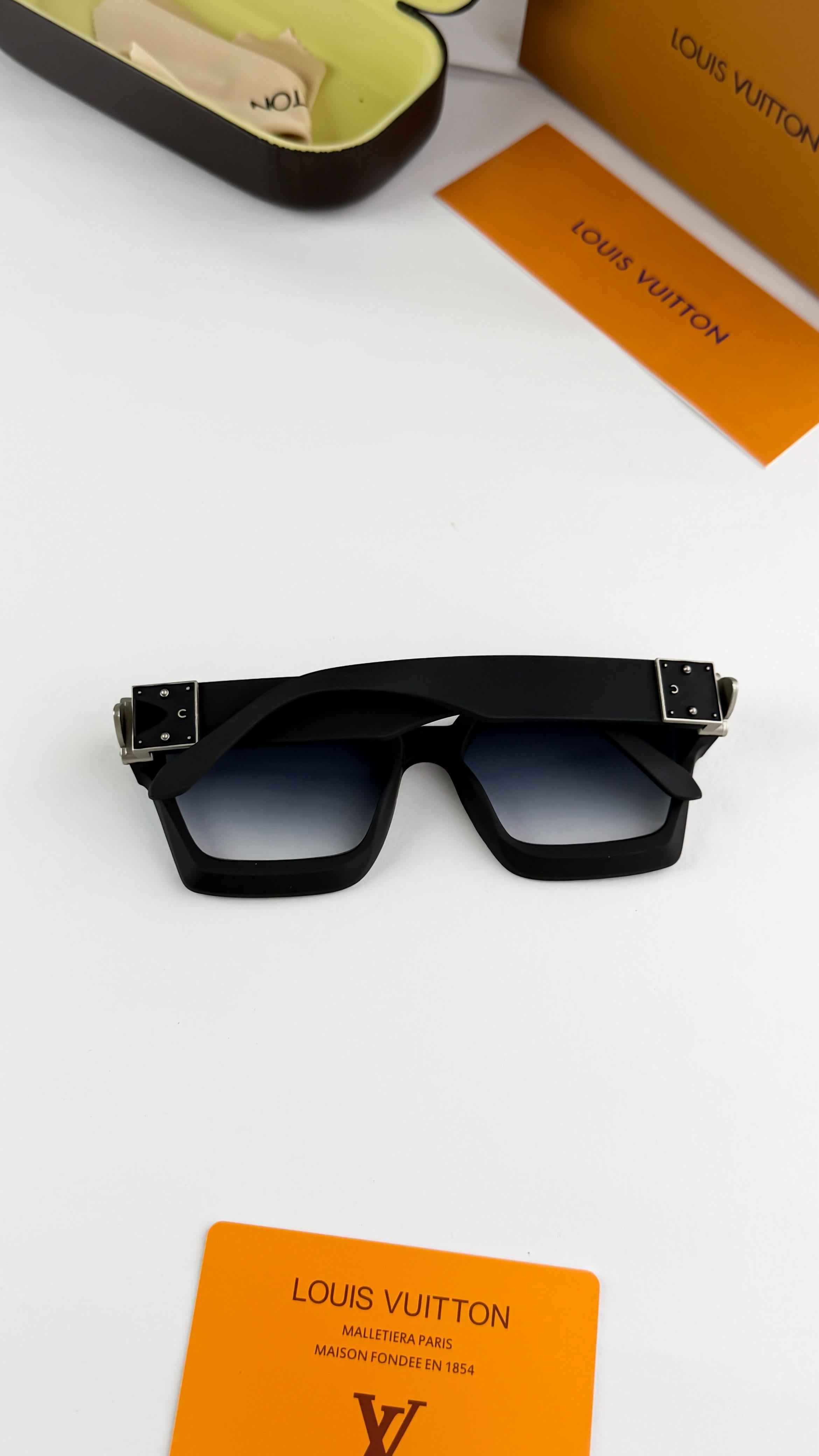 LO__UIS VUI__TON SILVER BLUE SHADED 65N  SUNGLASSS