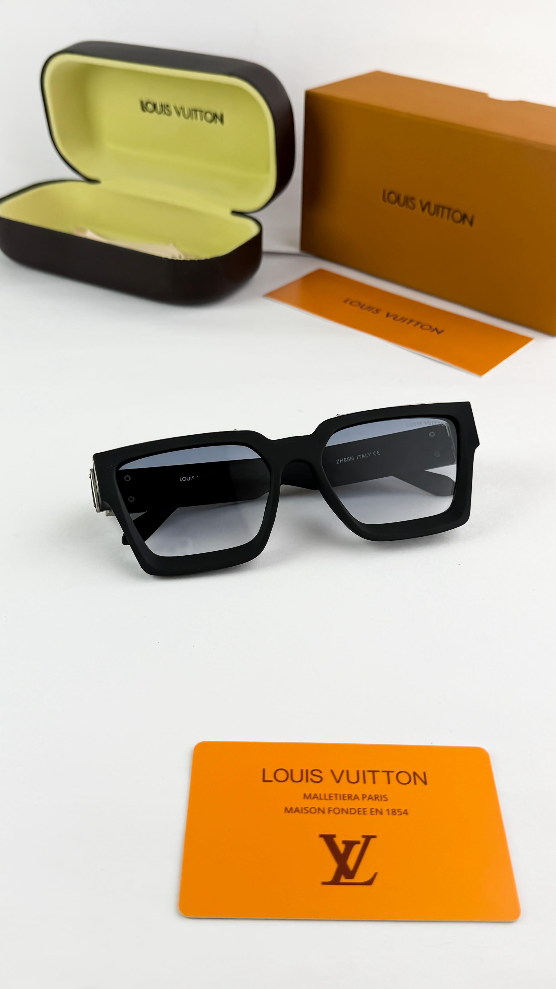 LO__UIS VUI__TON SILVER BLUE SHADED 65N  SUNGLASSS