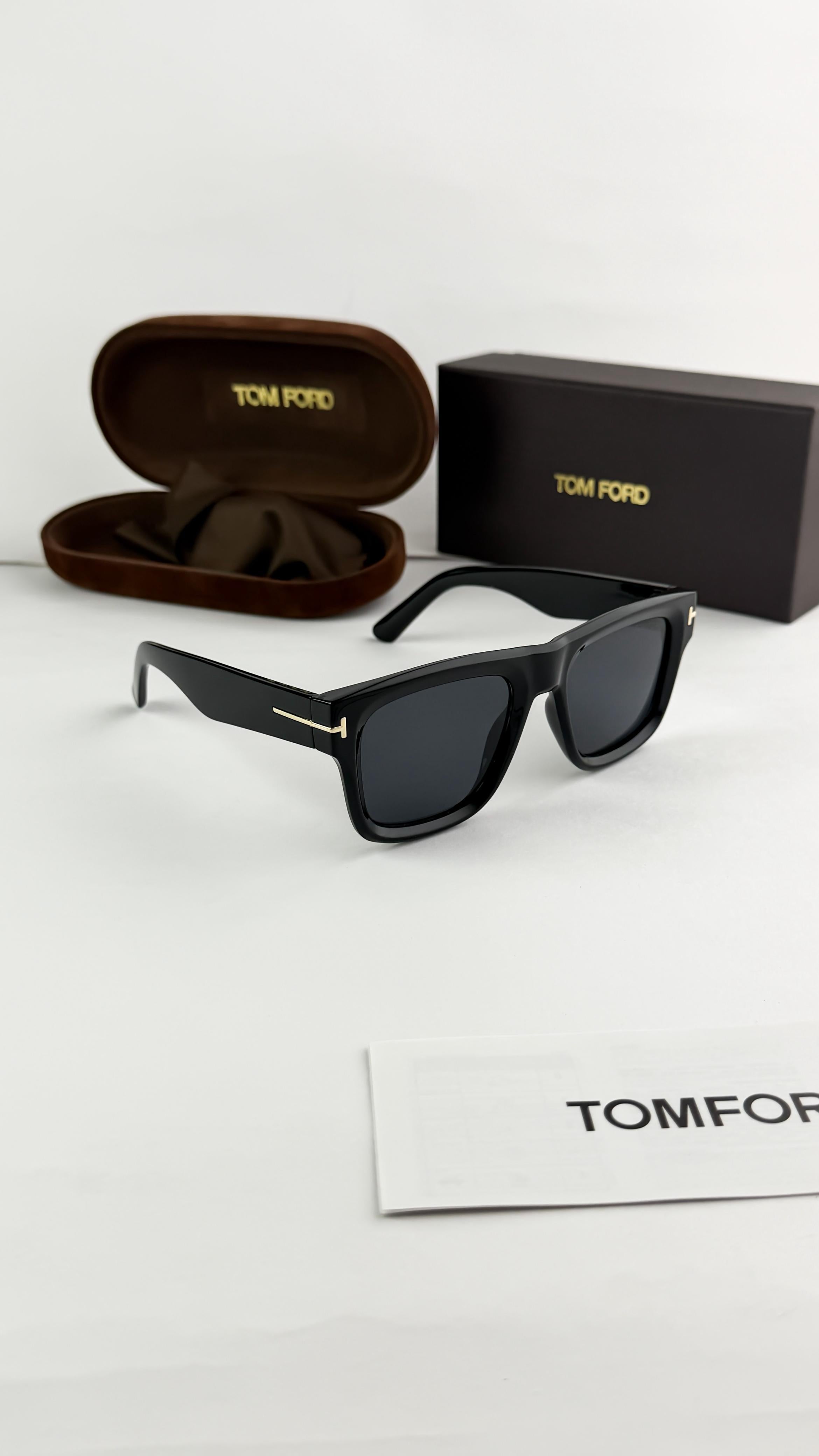 TOM__FORD BLACK 259  SUNGLASS