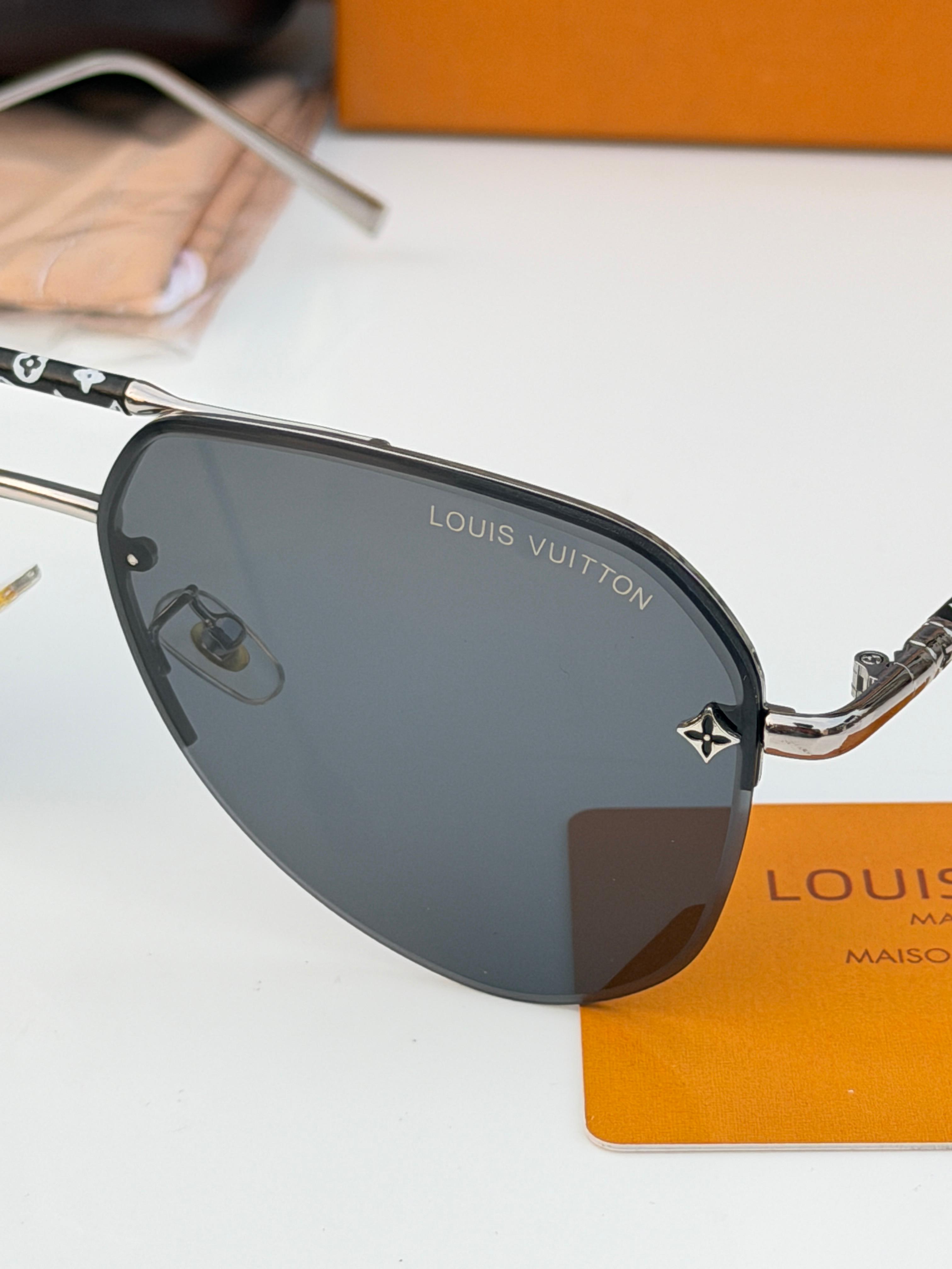 Lo__uis vuit_on 78011 black  SUNGLASS