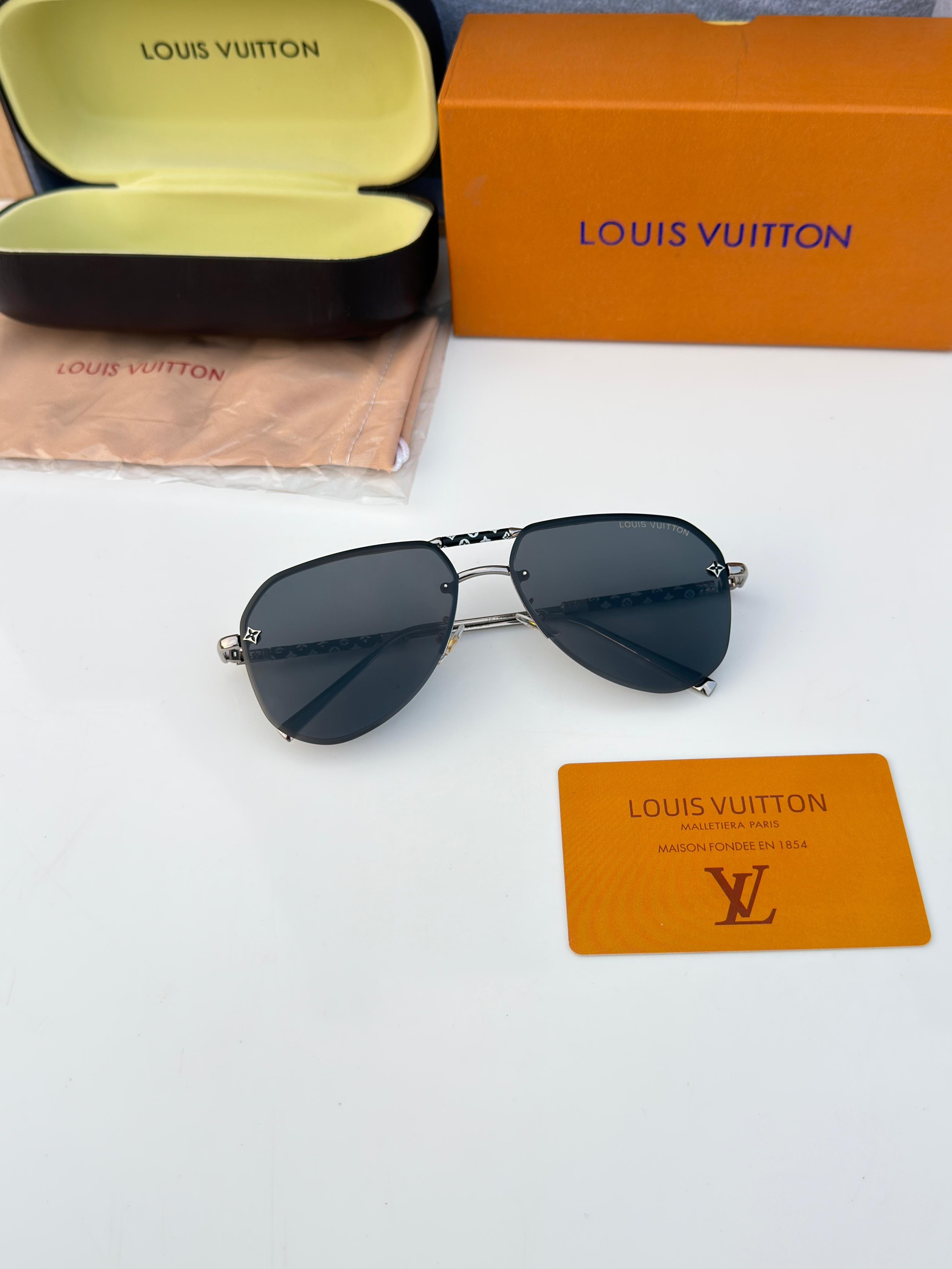 Lo__uis vuit_on 78011 black  SUNGLASS
