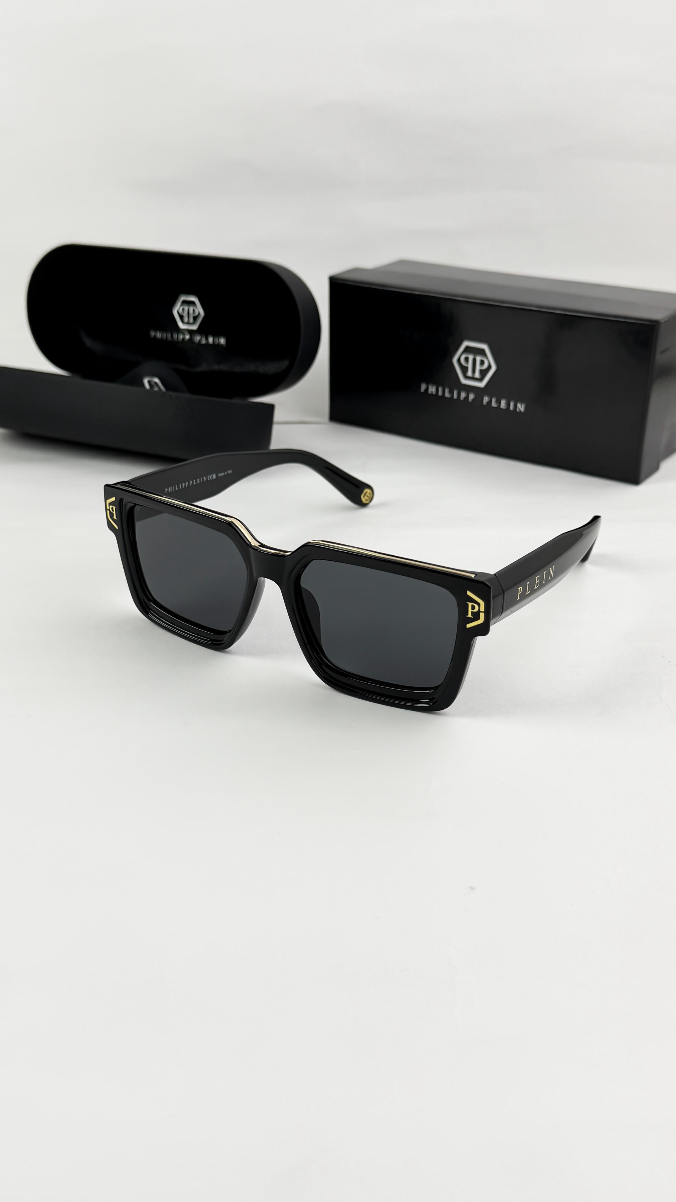 PHI__LIPP PLEIN GOLD BLACK 146  SUNGLASS