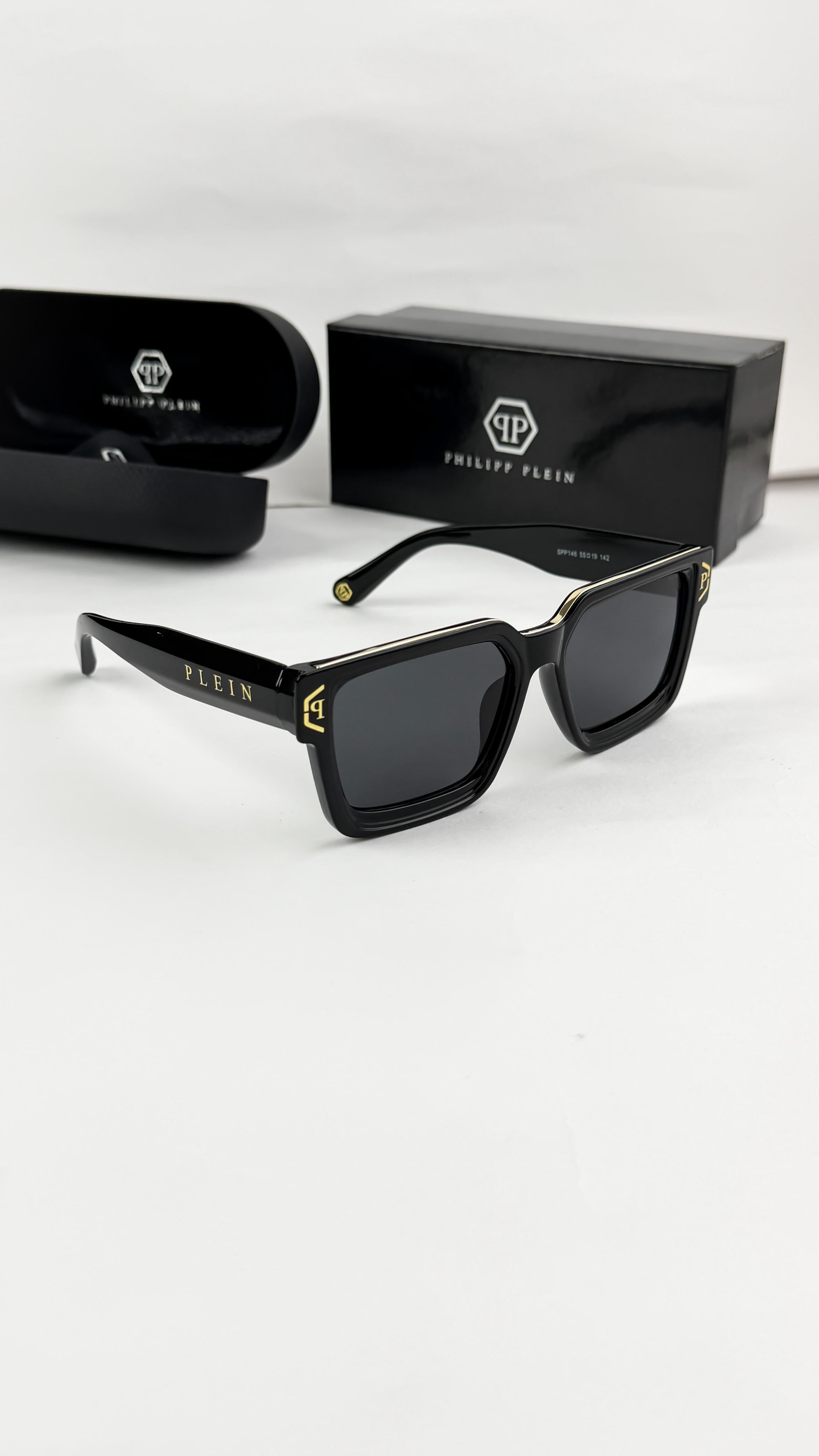 PHI__LIPP PLEIN GOLD BLACK 146  SUNGLASS