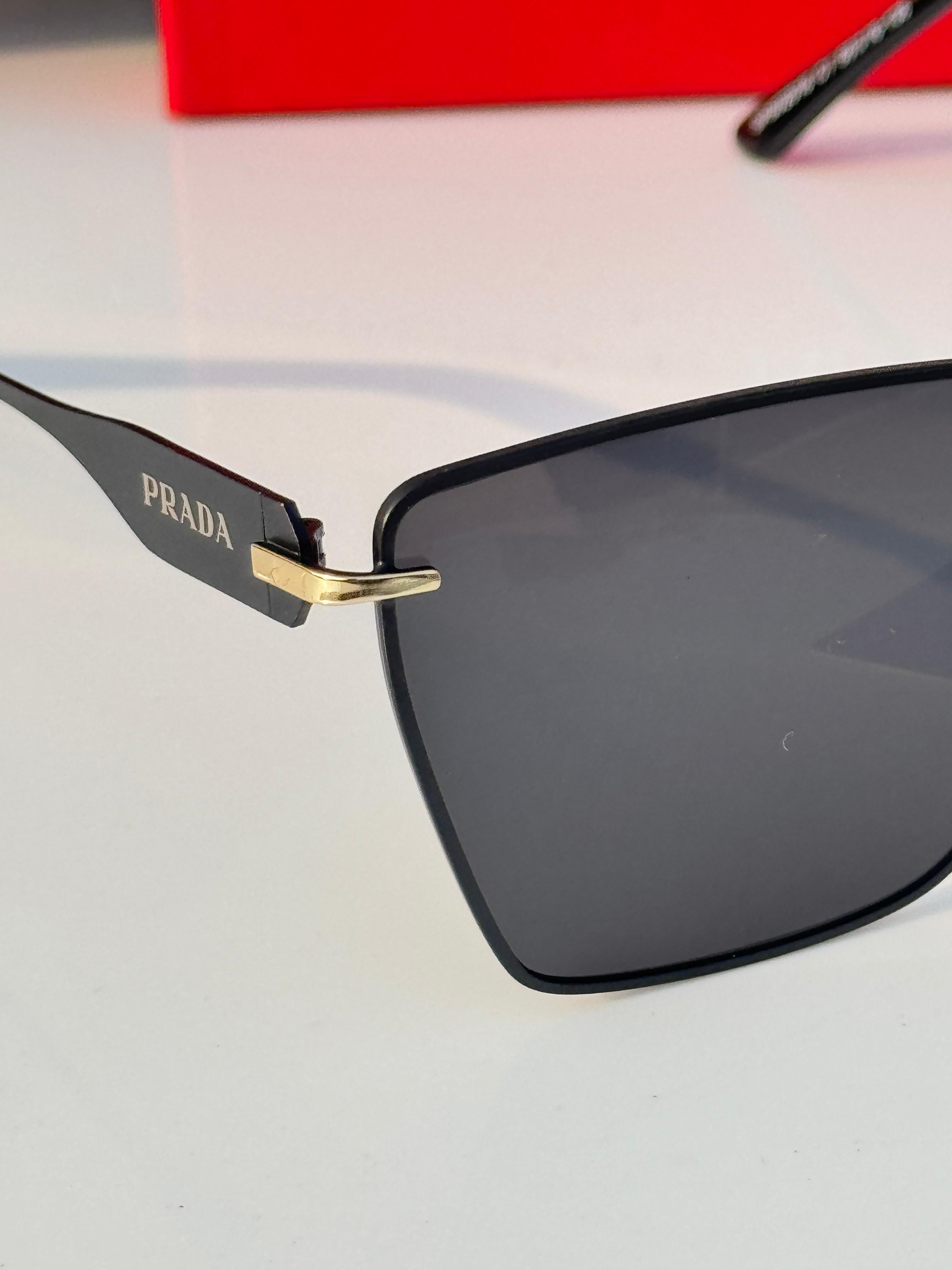 Pr__ada 2018 gold black  SUNGLASS