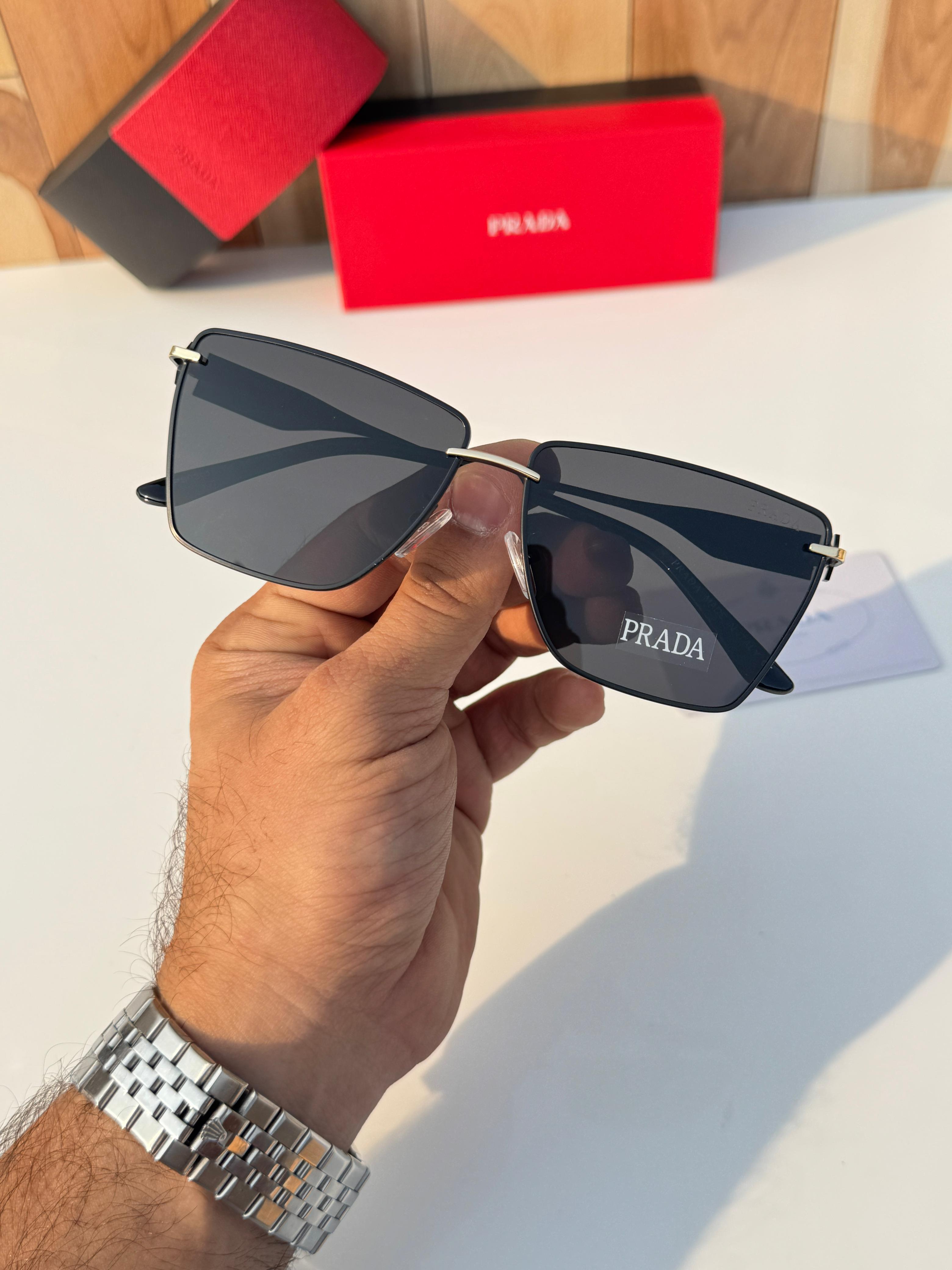 Pr__ada 2018 gold black  SUNGLASS