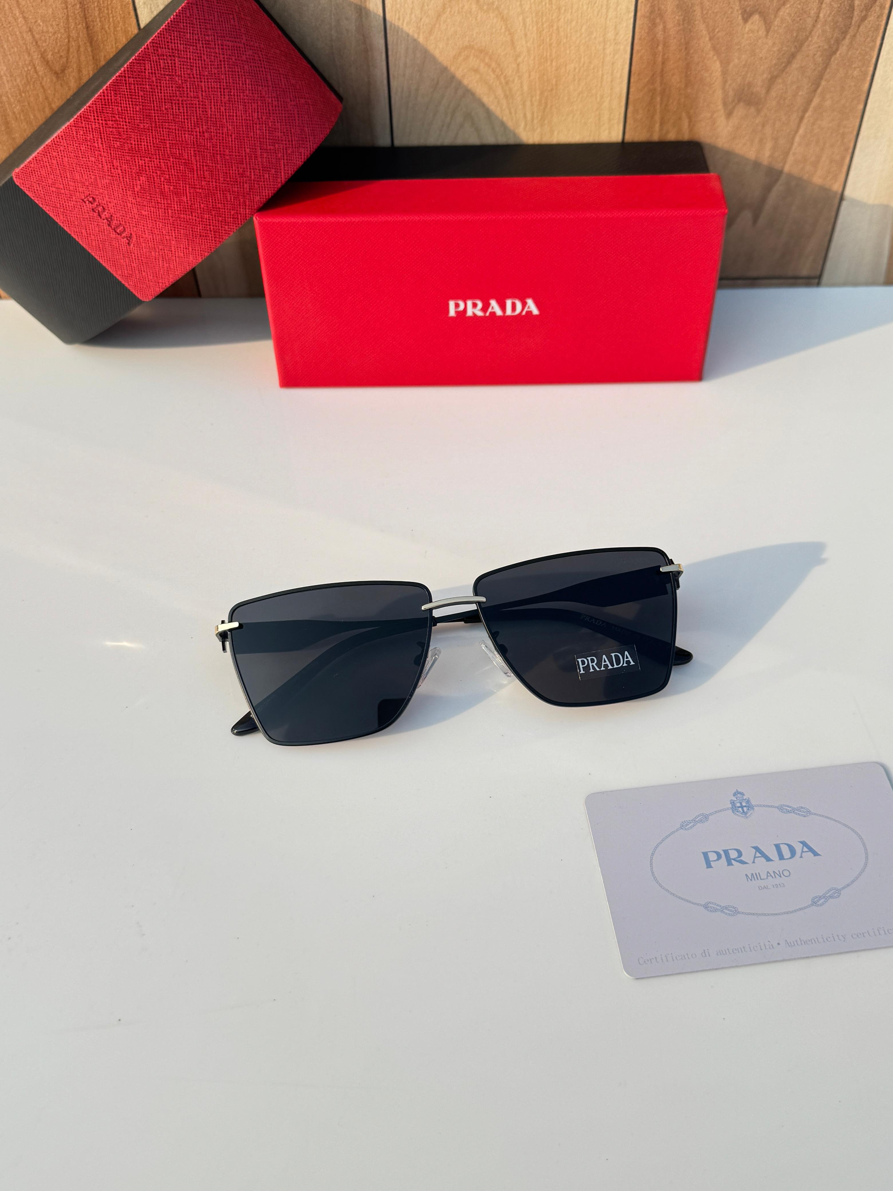 Pr__ada 2018 gold black  SUNGLASS