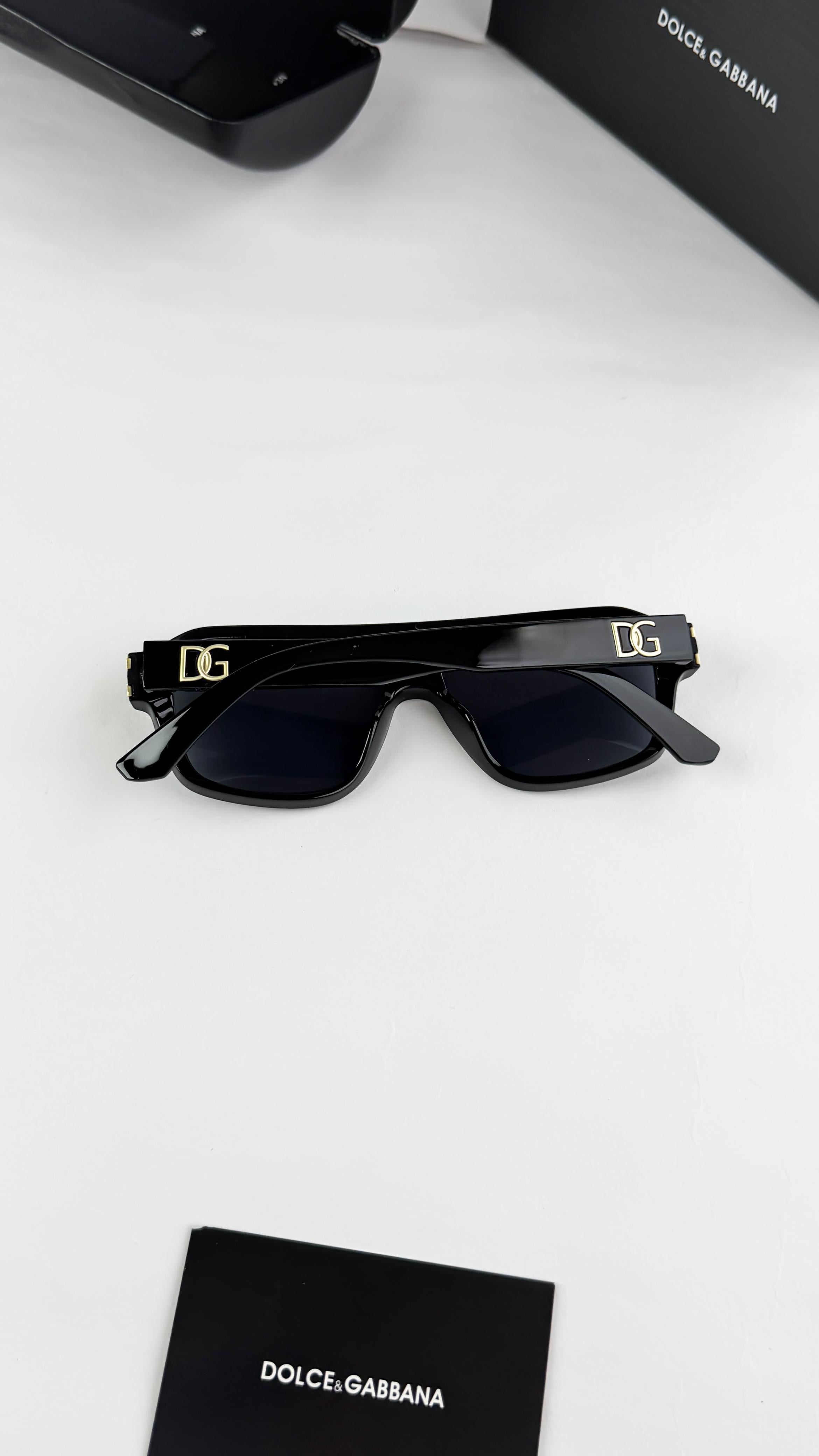 DOL__CE & GAB___NA GOLD BLACK 4962  SUNGLASS