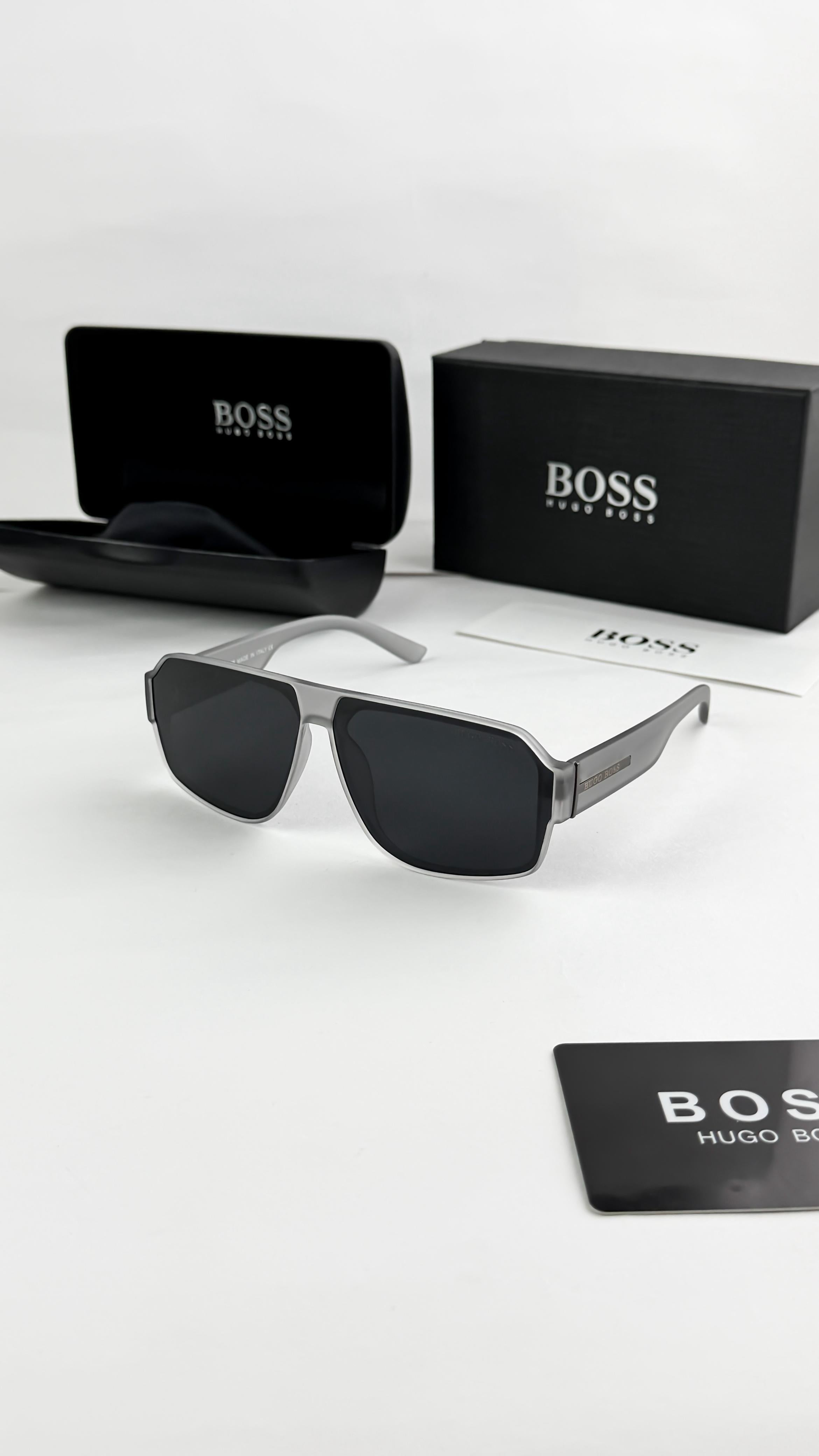 HU__GO BO_S GREY BLACK 26206  SUNGLASS