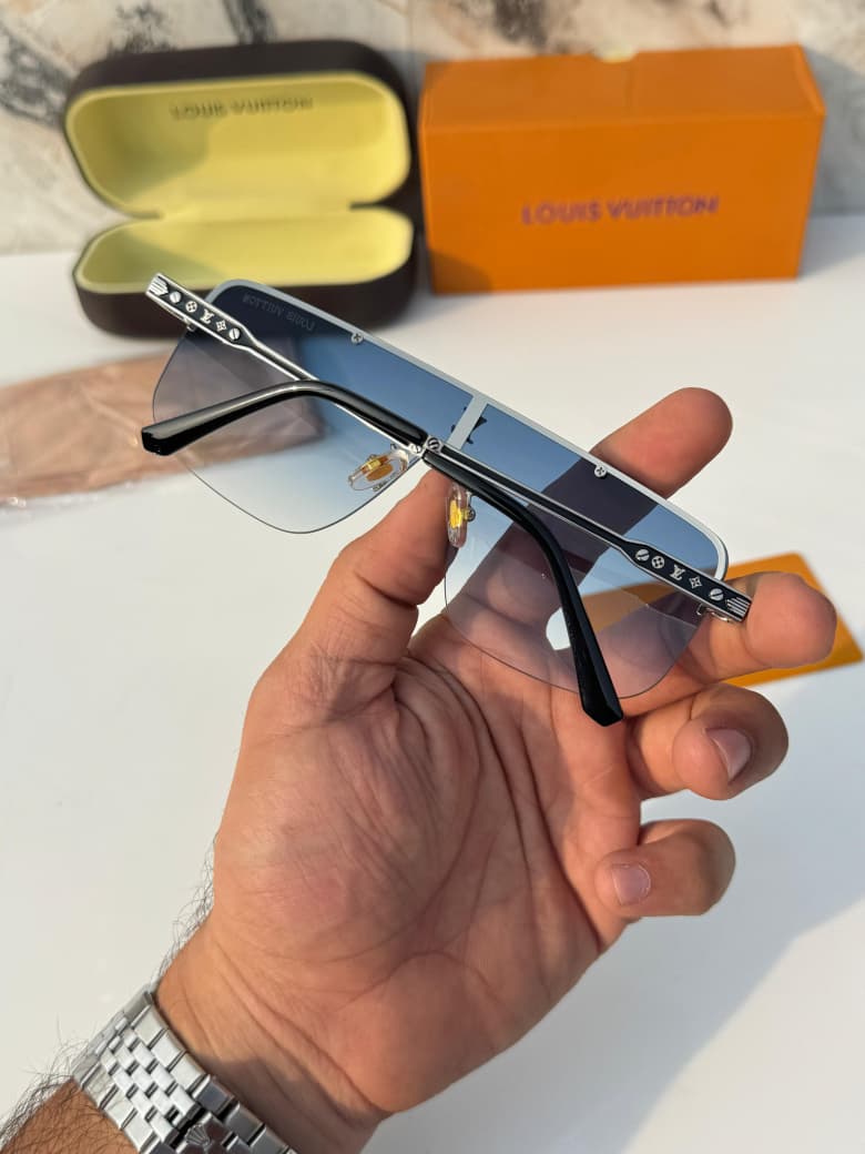 Lo__uis vuitton 33015 silver blue  SUNGLASS