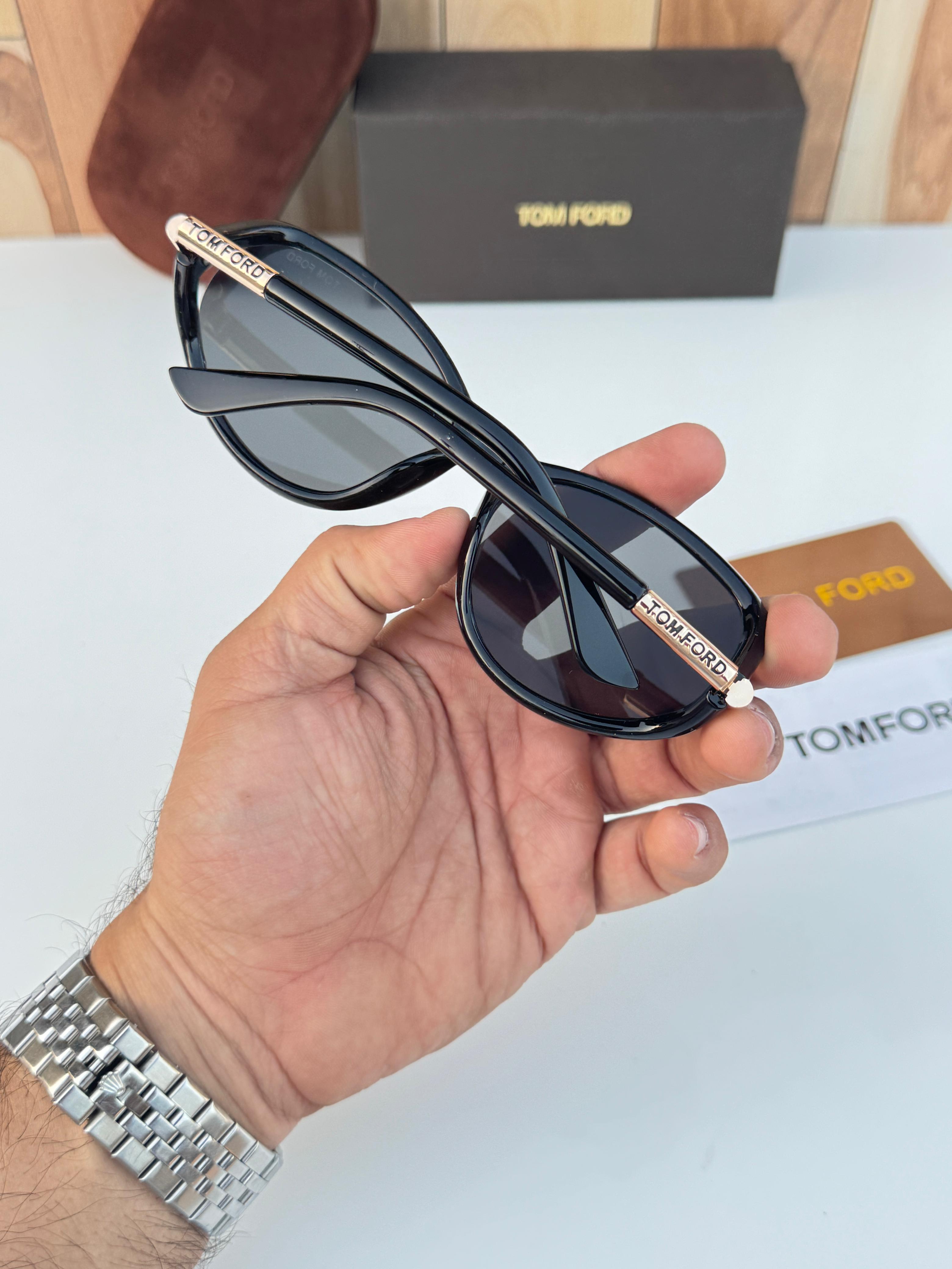 Tomfo__rd 8532 black gold SUNGLASS