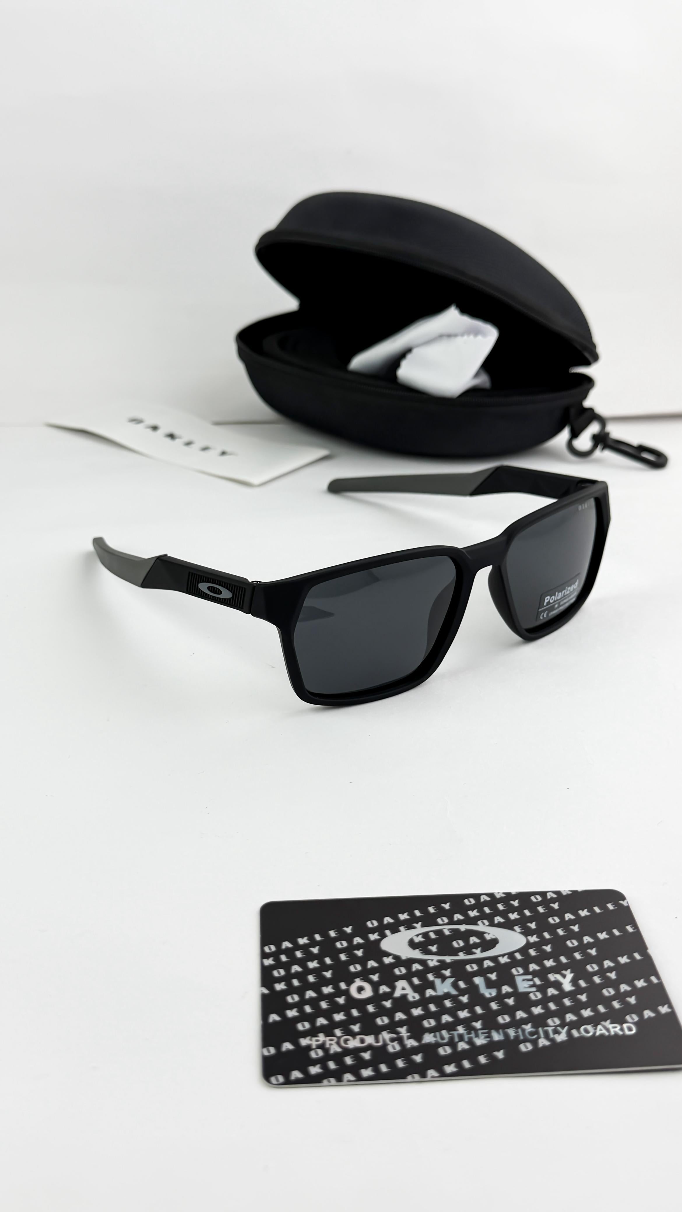 OAKL BLACK 24042 SUNGLASS