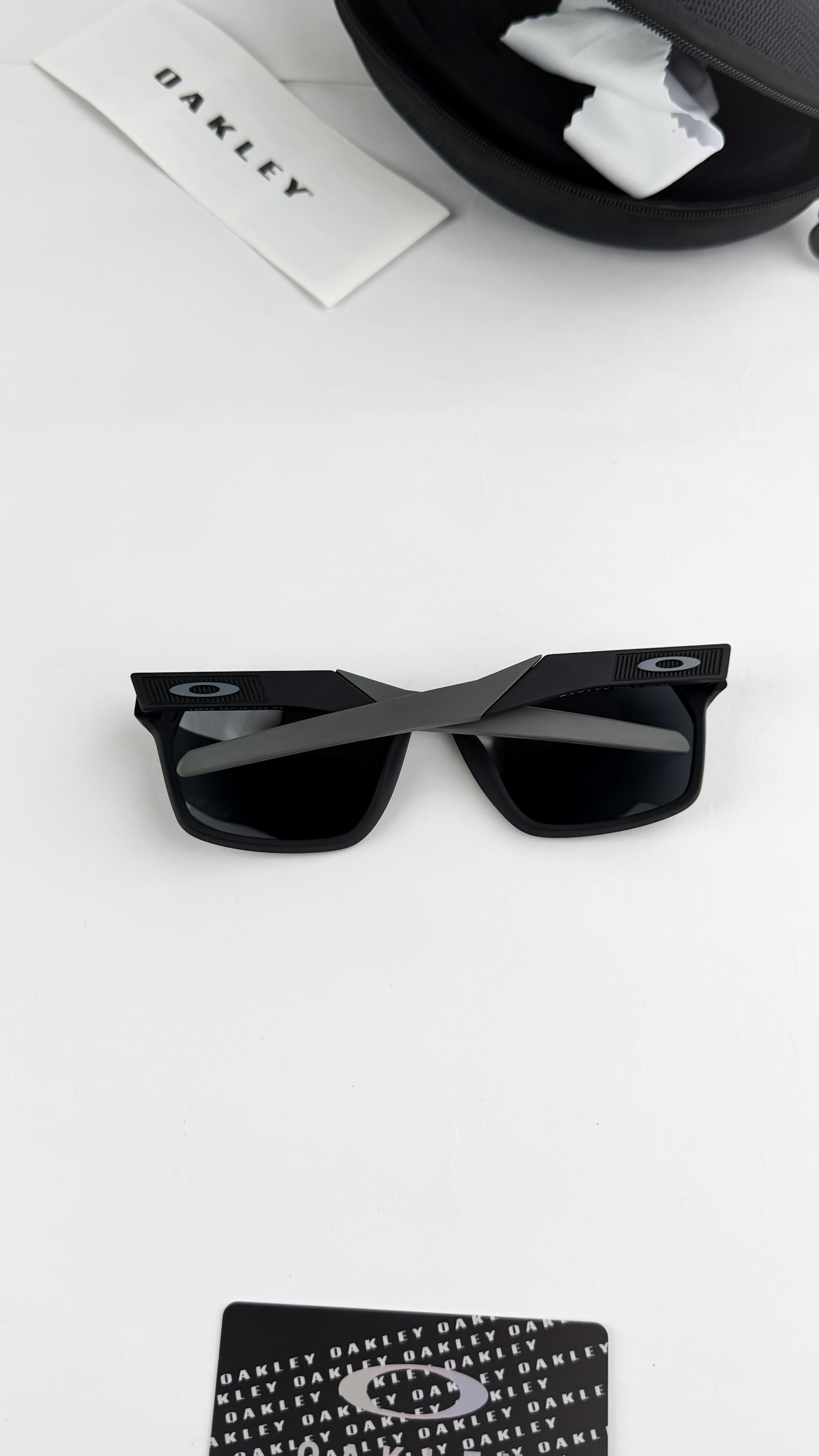 OAKL BLACK 24042 SUNGLASS