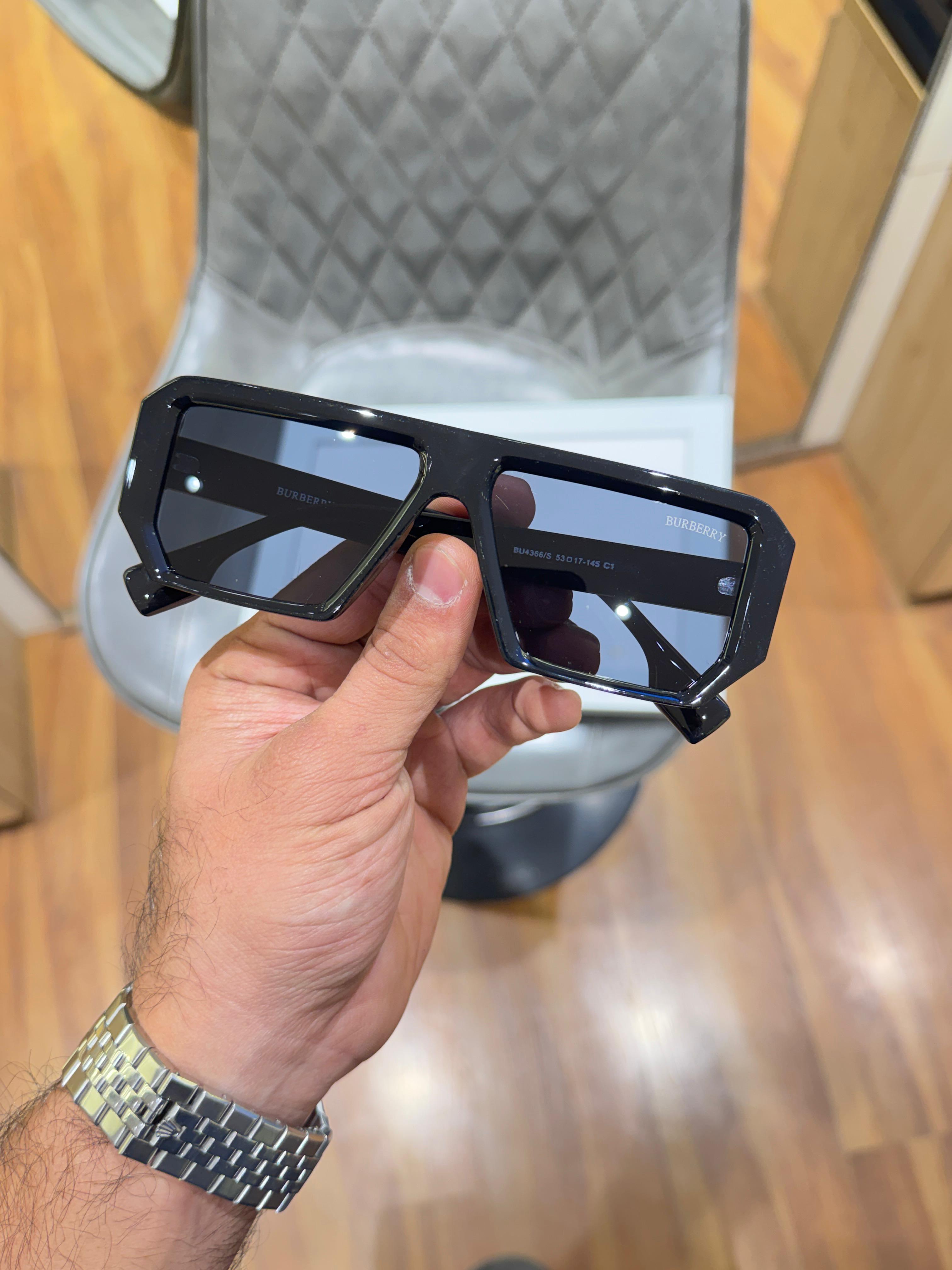 Burby 4366 black  SUNGLASS