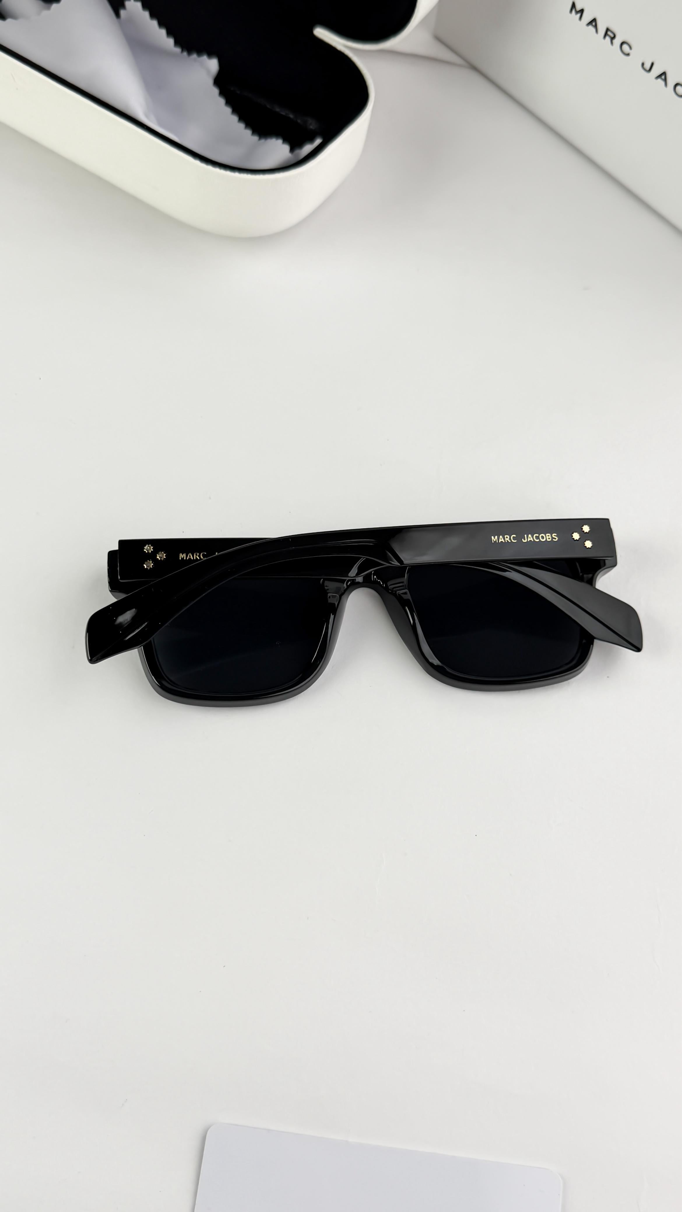 MA_RC JACBS BLACK SUNGLASS